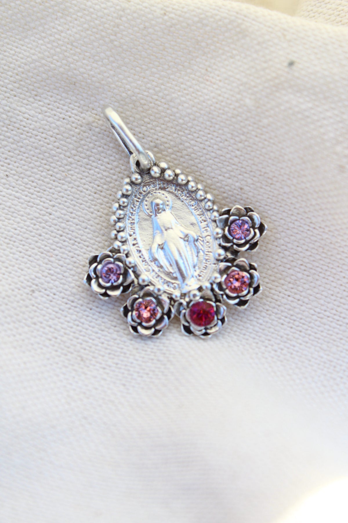 Collar Virgen de los milagros M #3