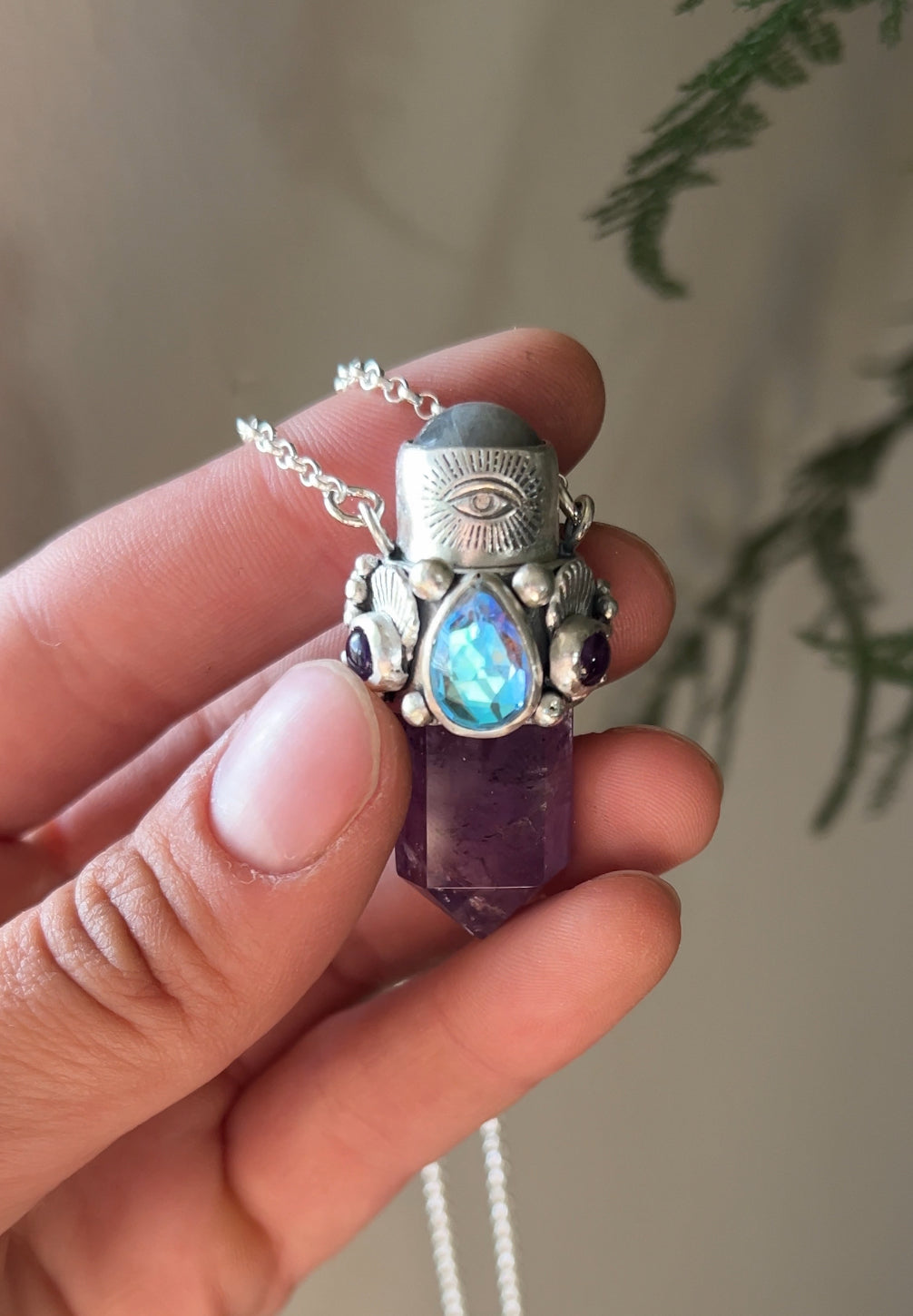 Amuleto amatista protector