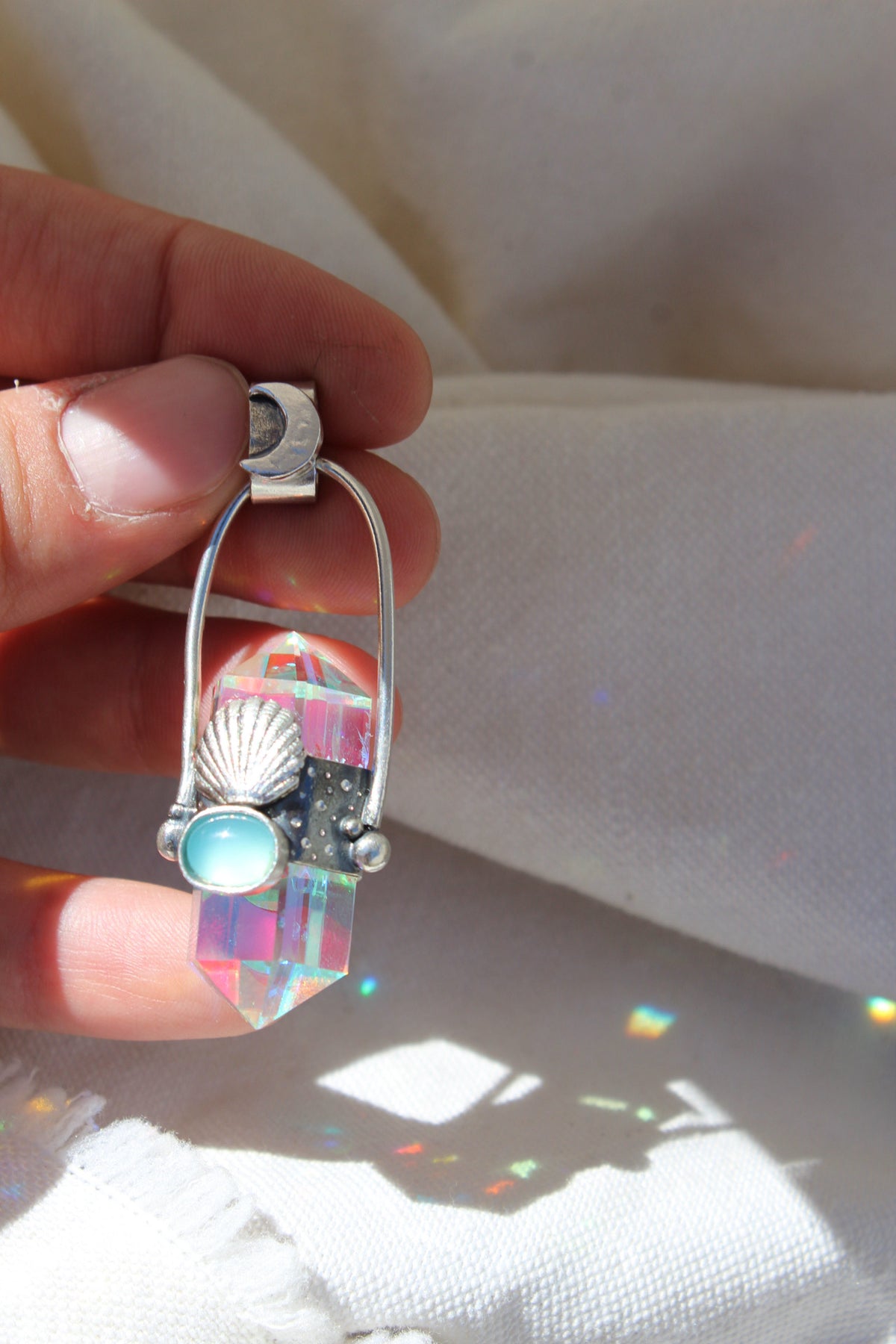 Amuleto sirena mística en calcedonia