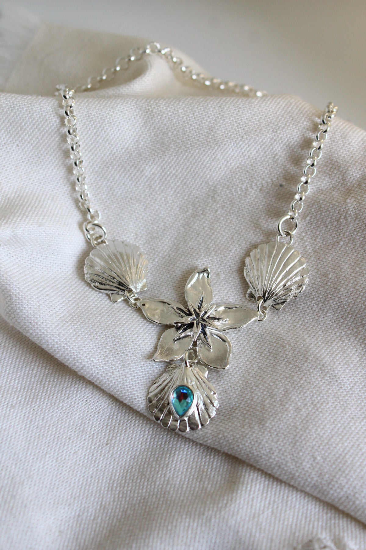 Collar reliquia de una sirena