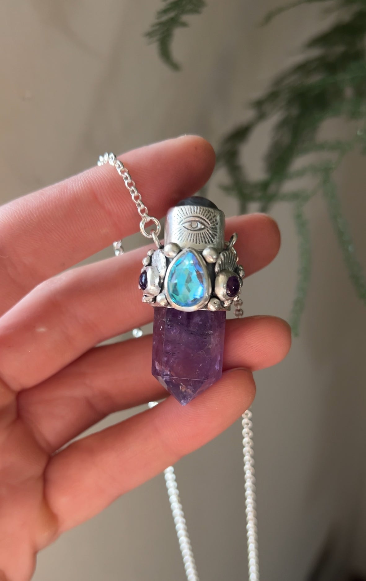 Amuleto amatista protector