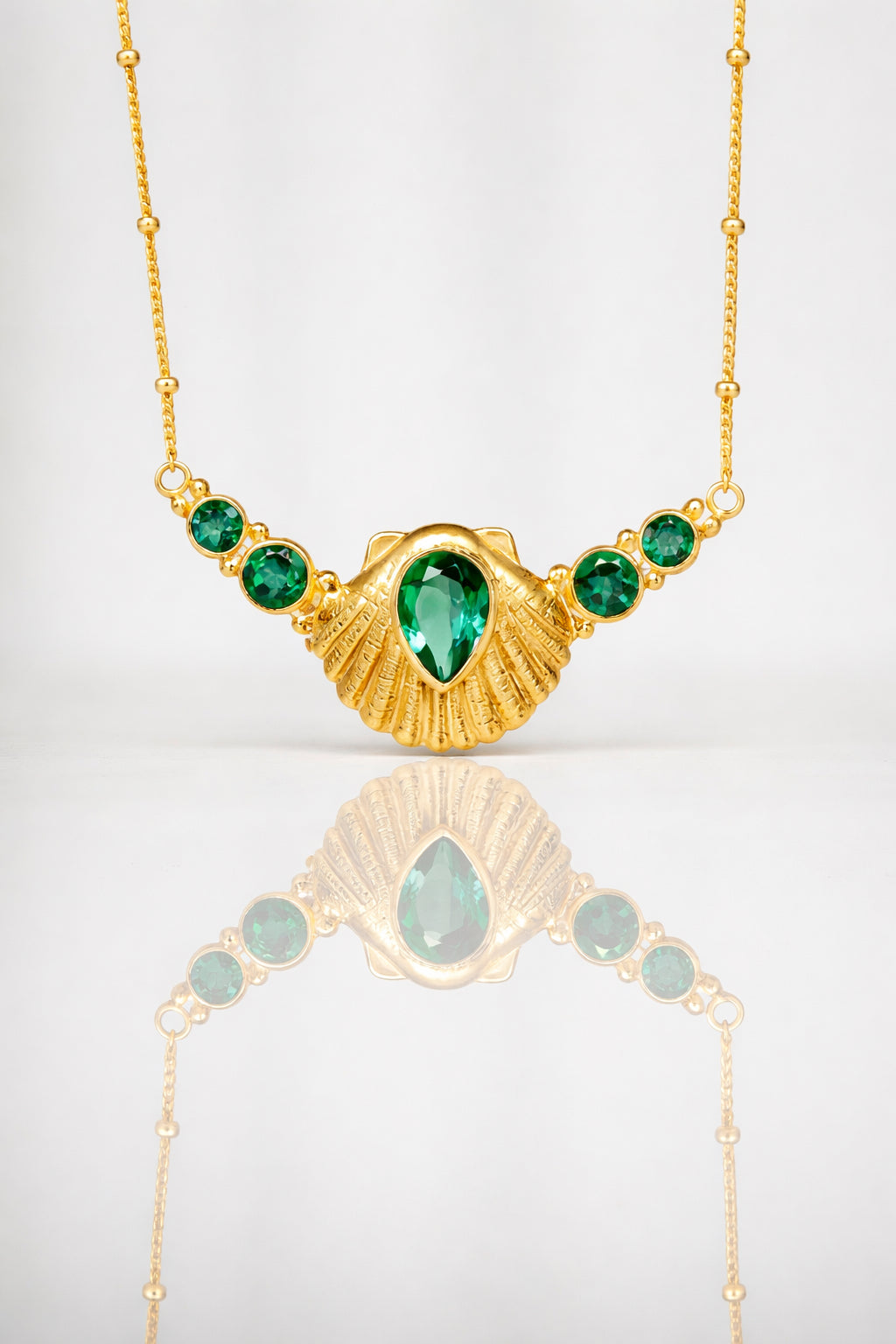 COLLAR CONMIISANKA GOLD DE CUARZO VERDE