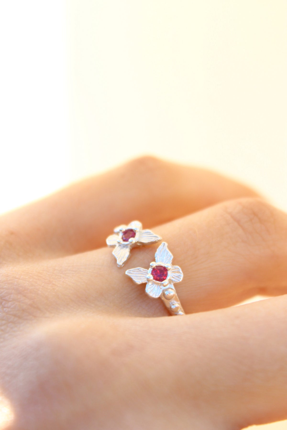 Anillo FILIPPA fucsia