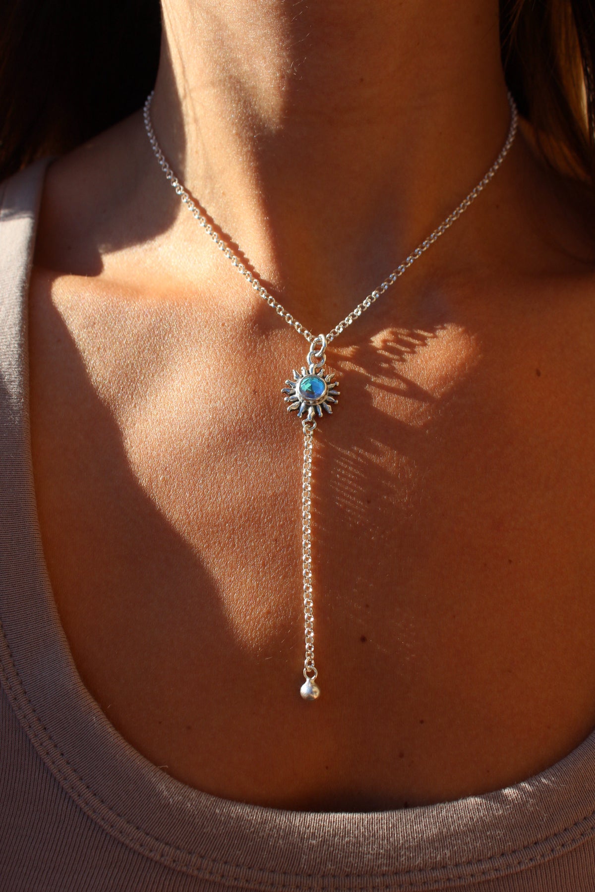 Collar solei cascada