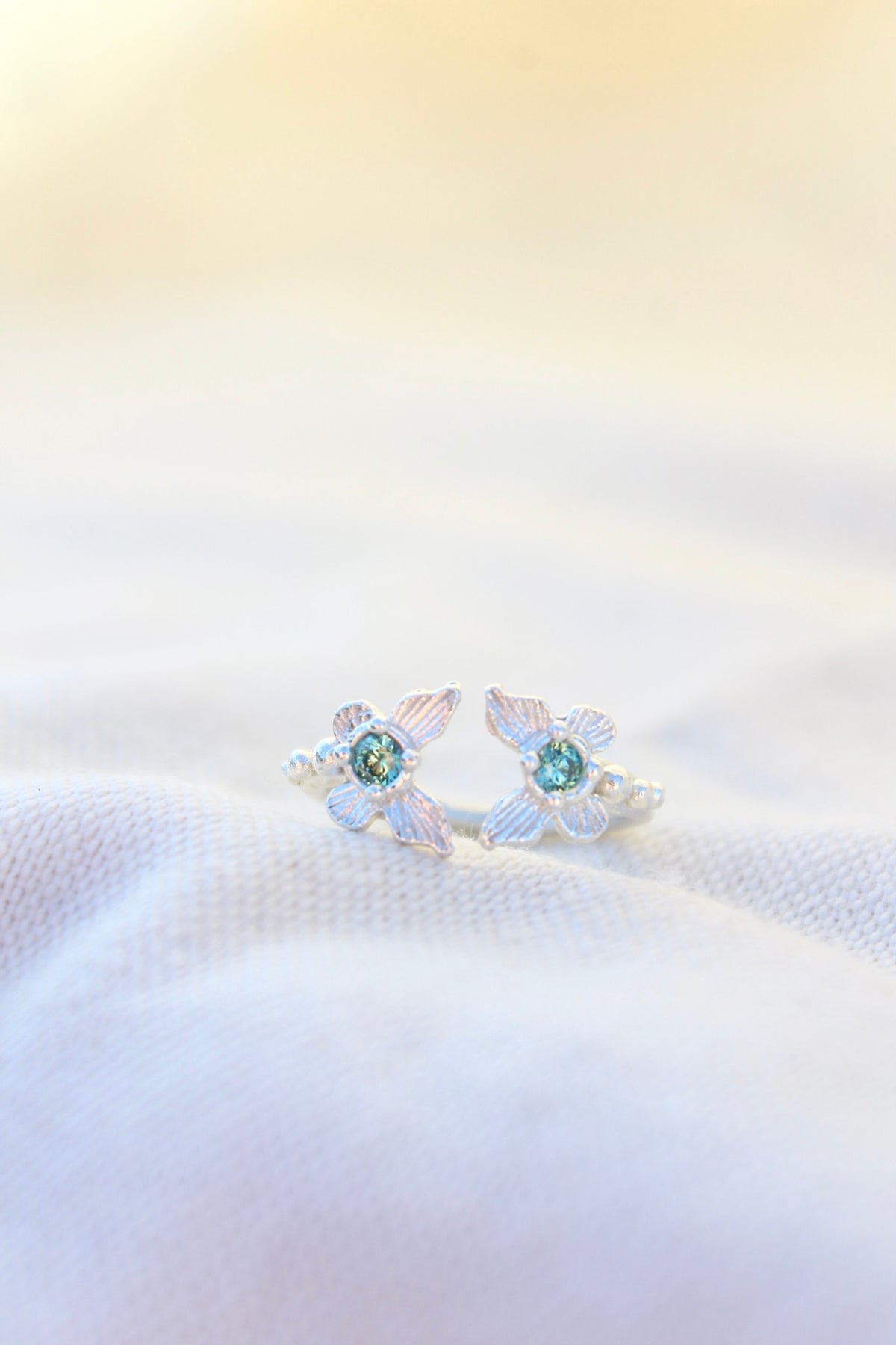Anillo FILIPPA cristal fancy ligth green