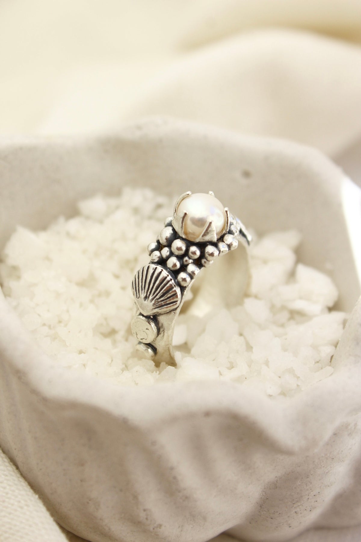 Anillo LA PERLA concha