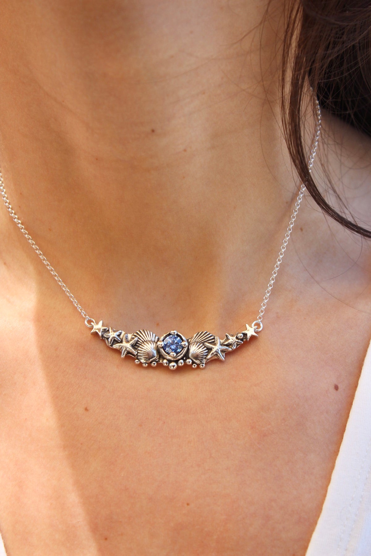 Collar hermandad cristal azul