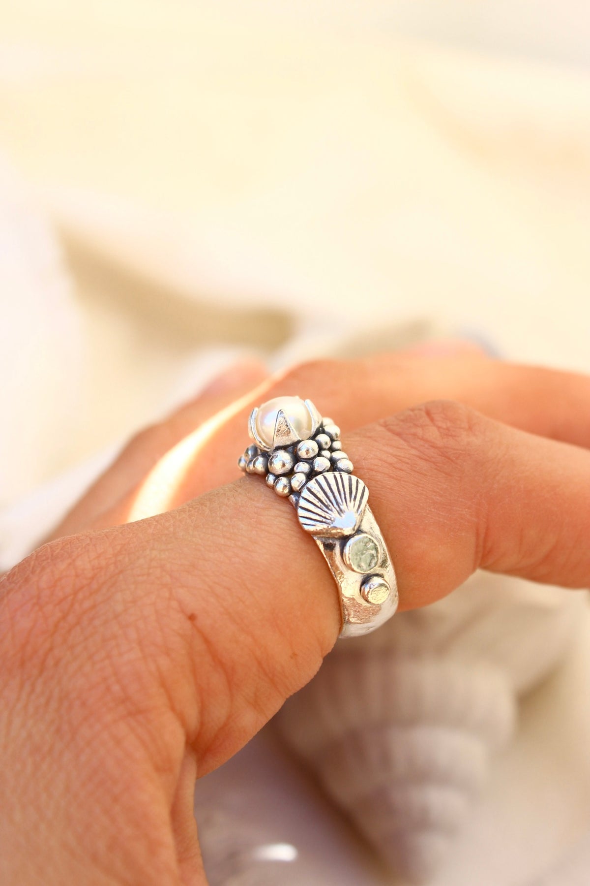 Anillo LA PERLA concha