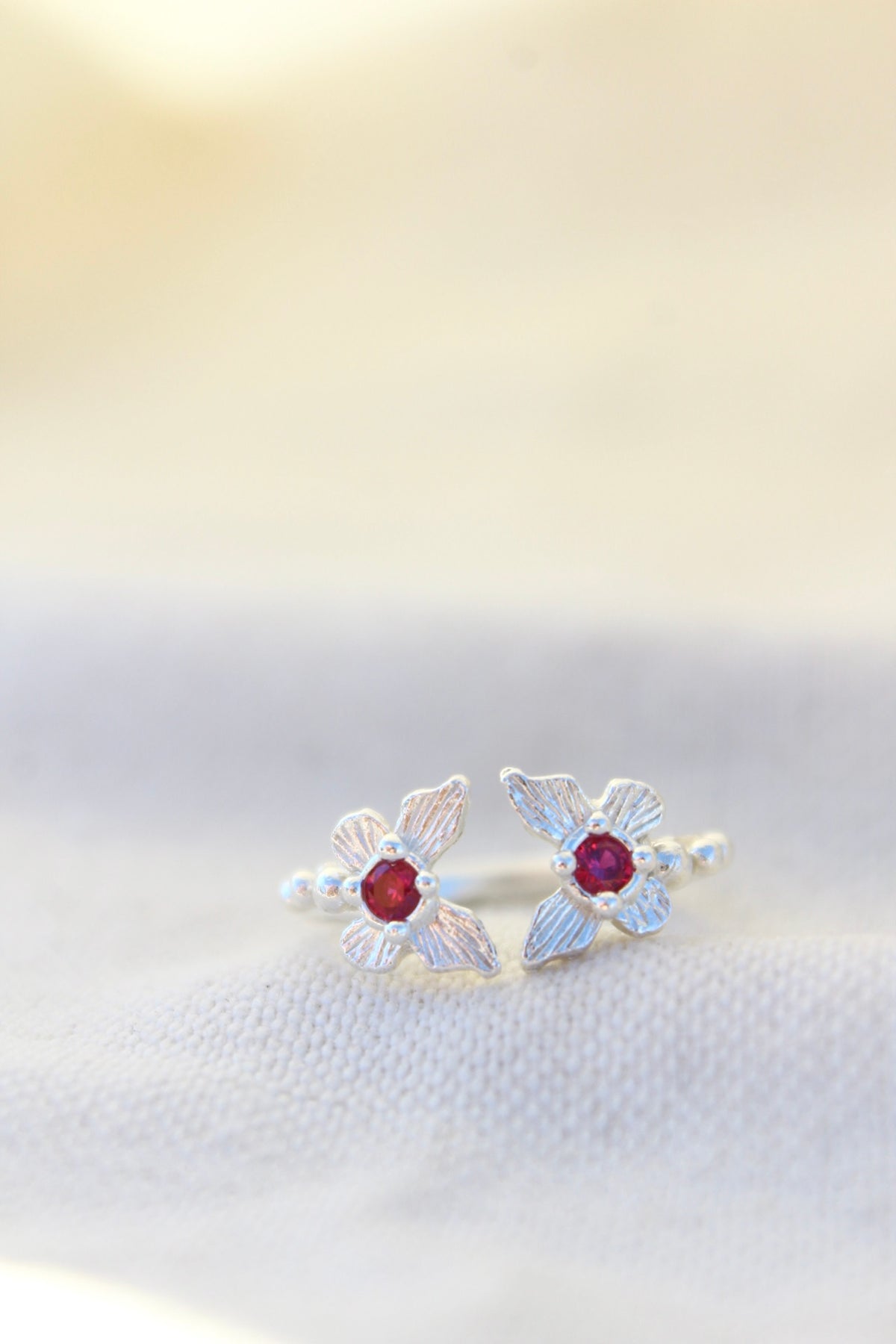 Anillo FILIPPA fucsia