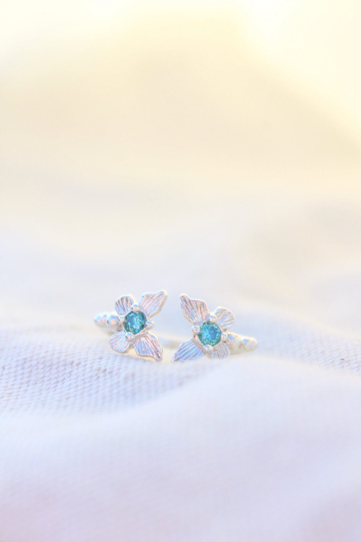 Anillo FILIPPA cristal calipso