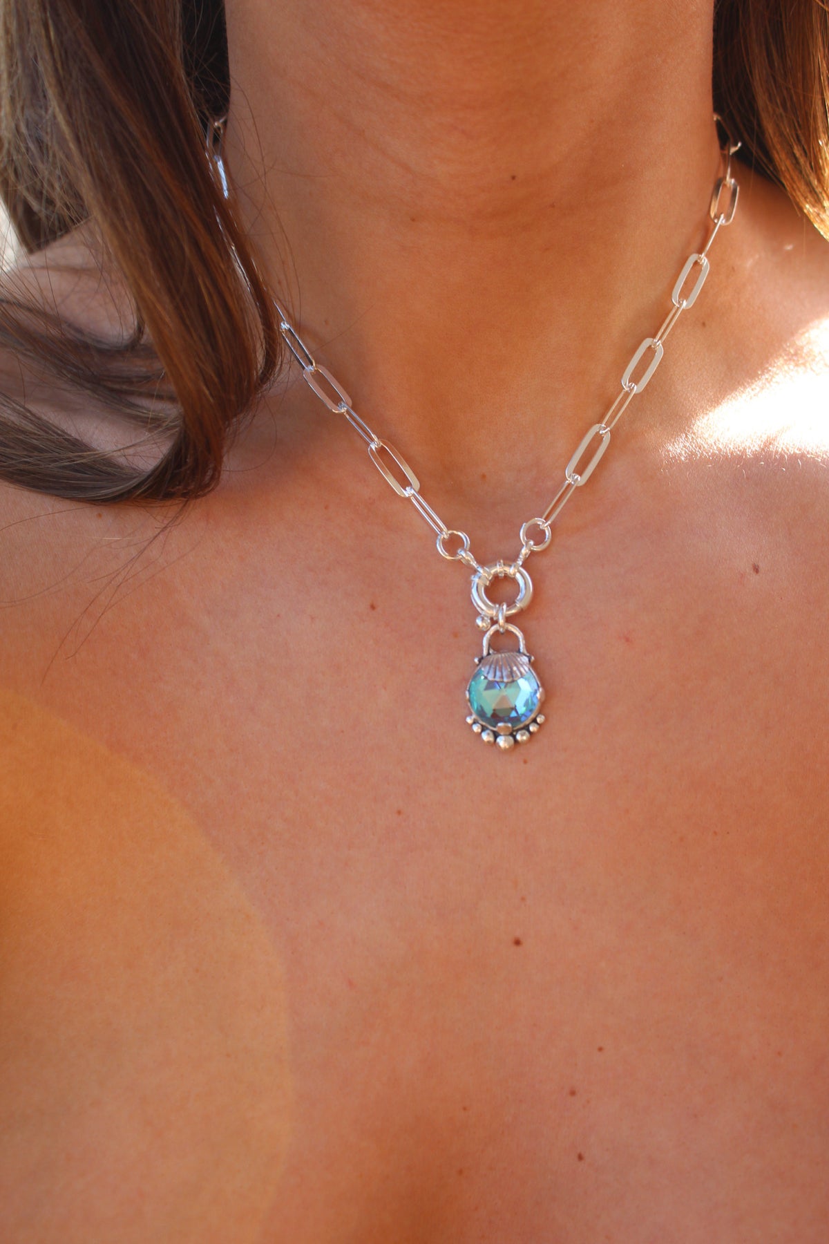 Collar piedra conchuda cuarzo místico