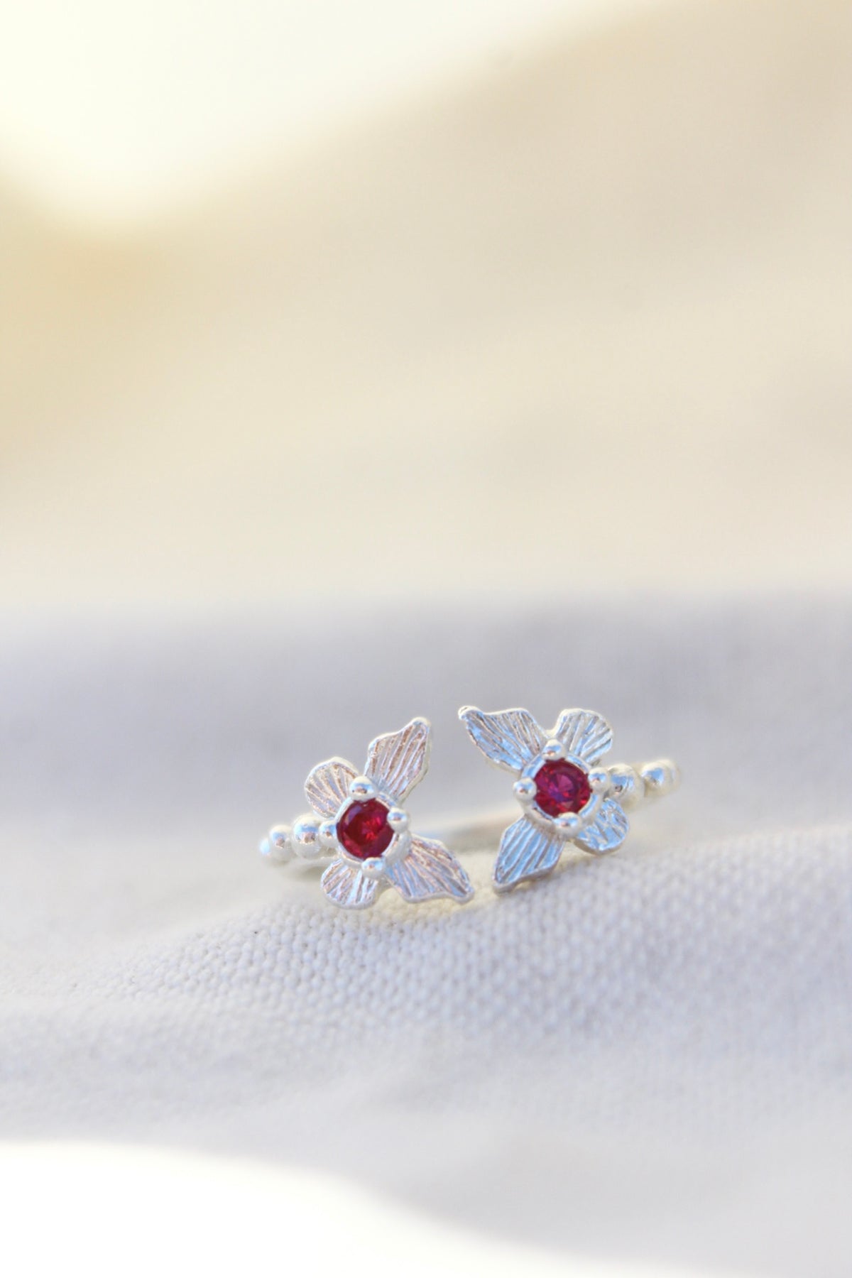 Anillo FILIPPA fucsia