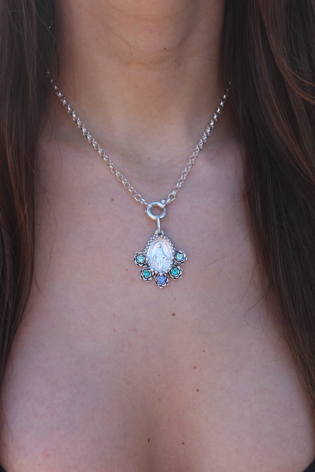 Collar Virgen de los milagros M #1