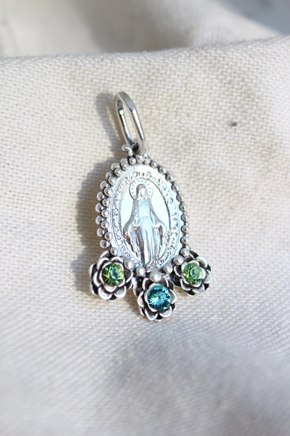 Collar Virgen de los milagros M #7