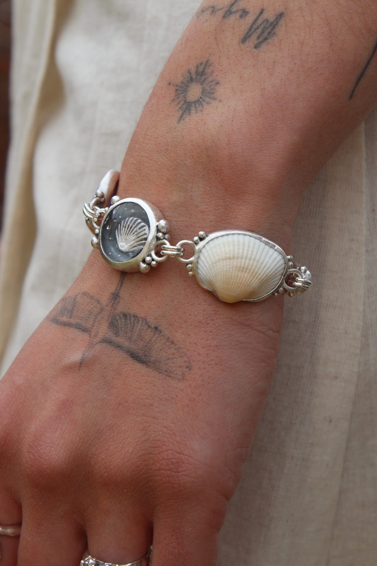 Pulsera “me amo, puedo, gracias”