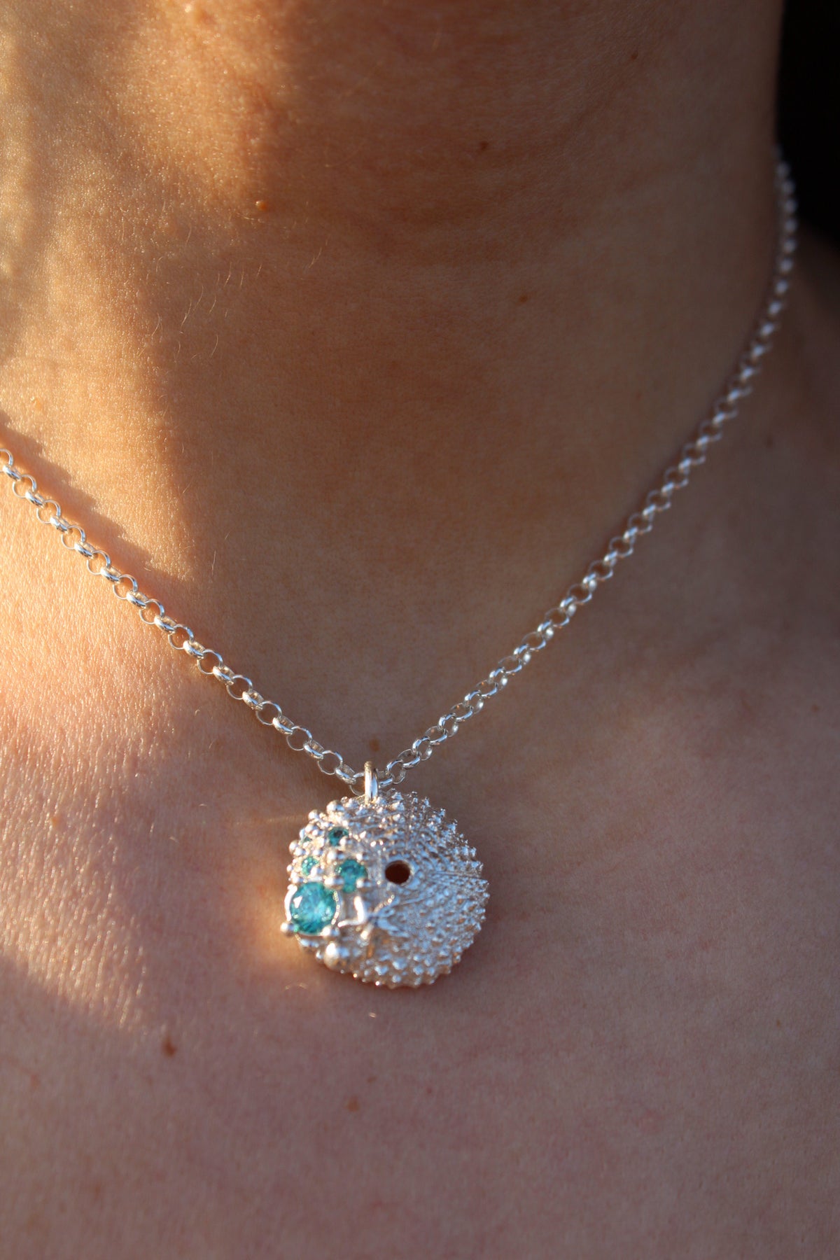 Collar erizo cristales