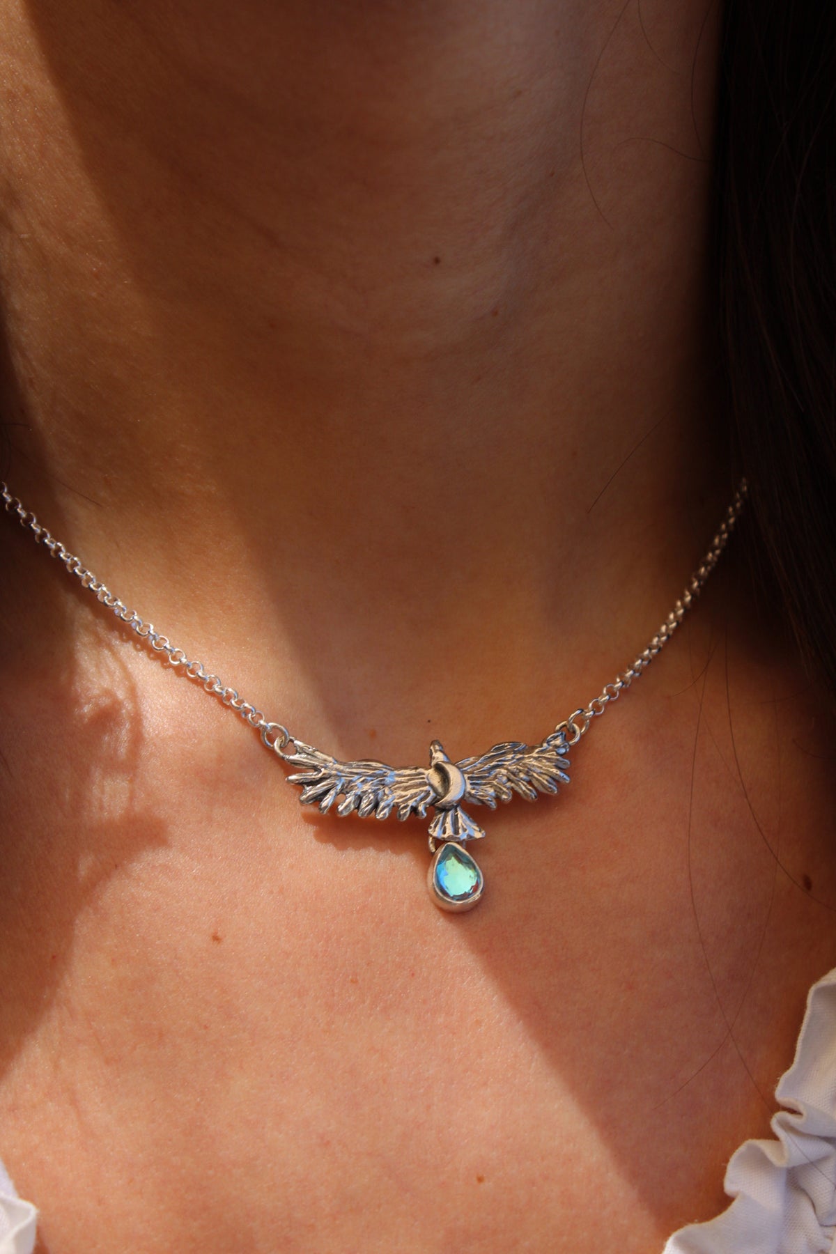 Águila sagrada “s” cuarzo místico