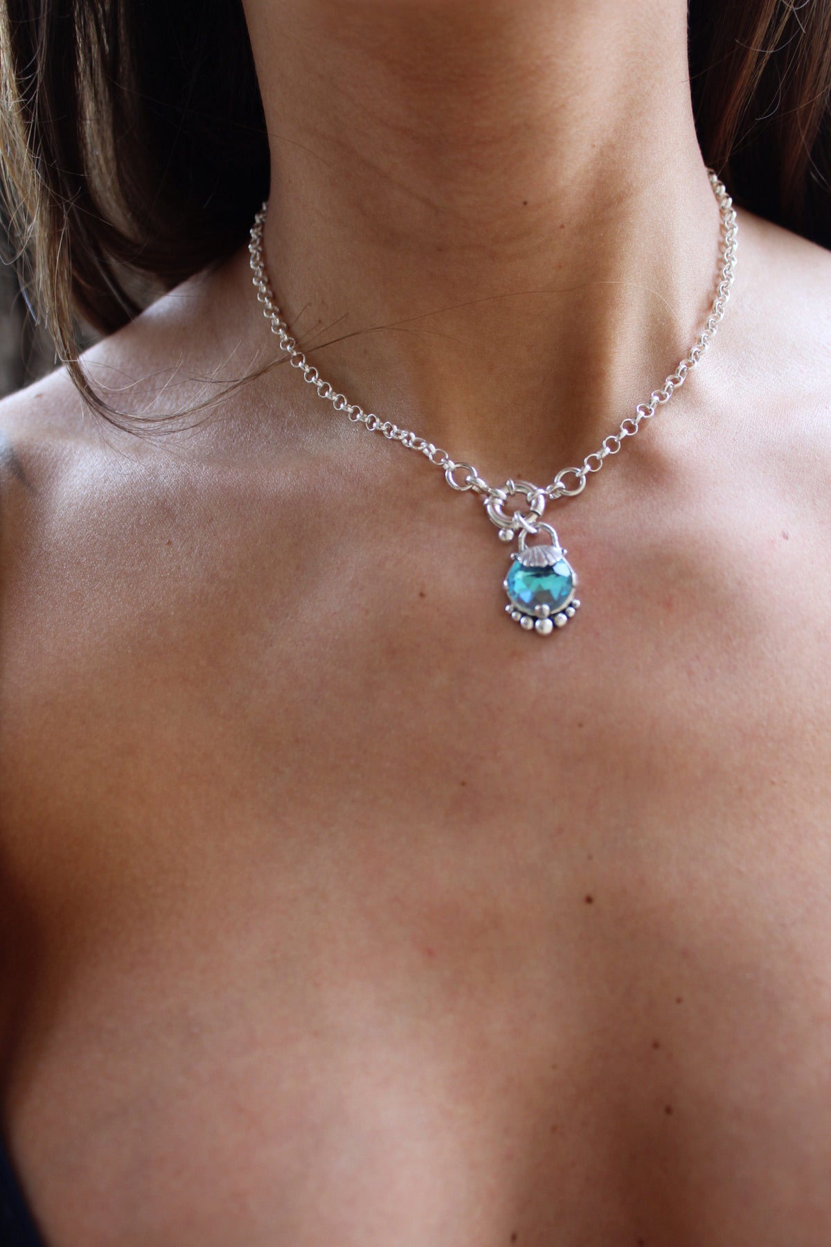 Collar piedra conchuda cuarzo místico