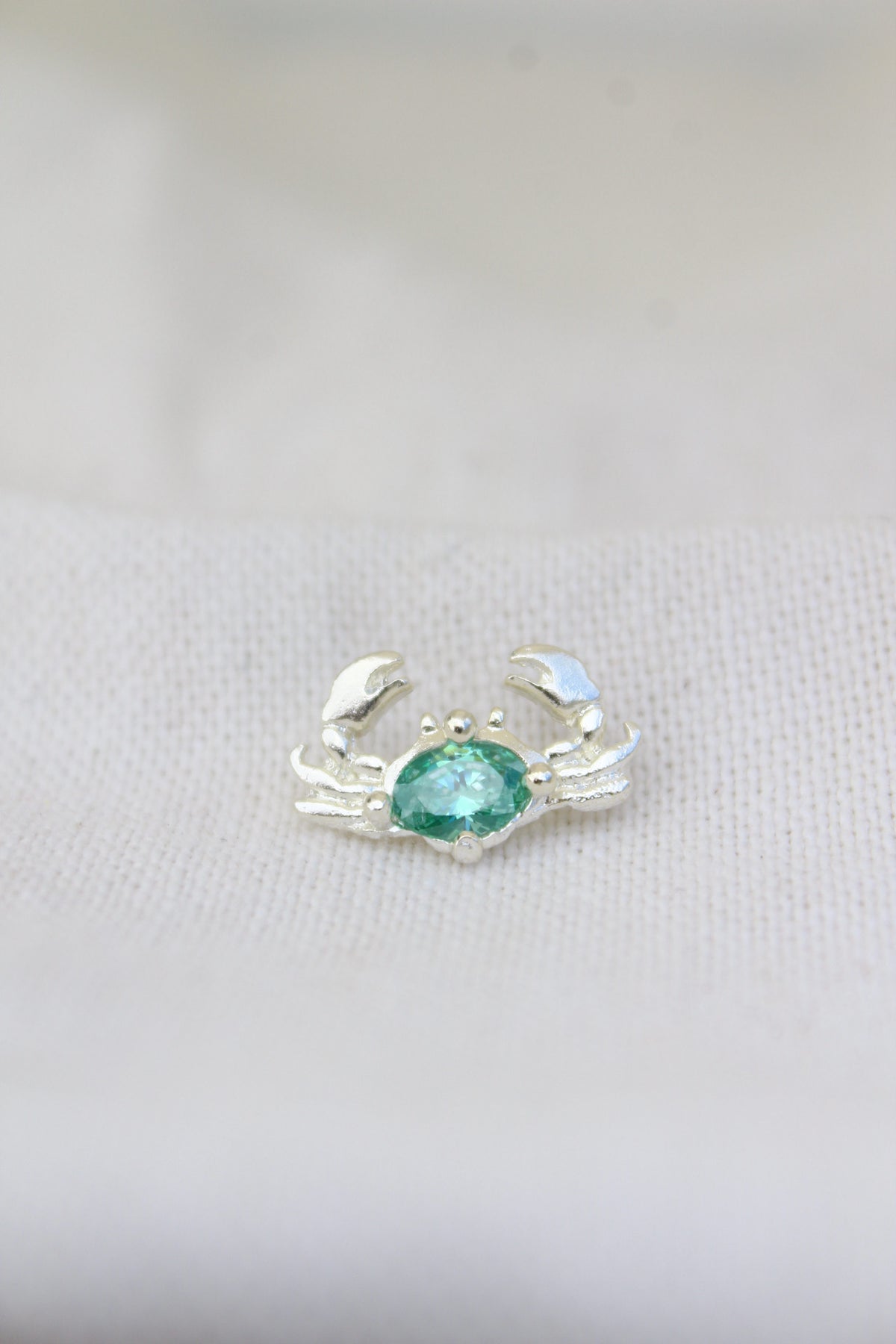 Collar crab oval mint