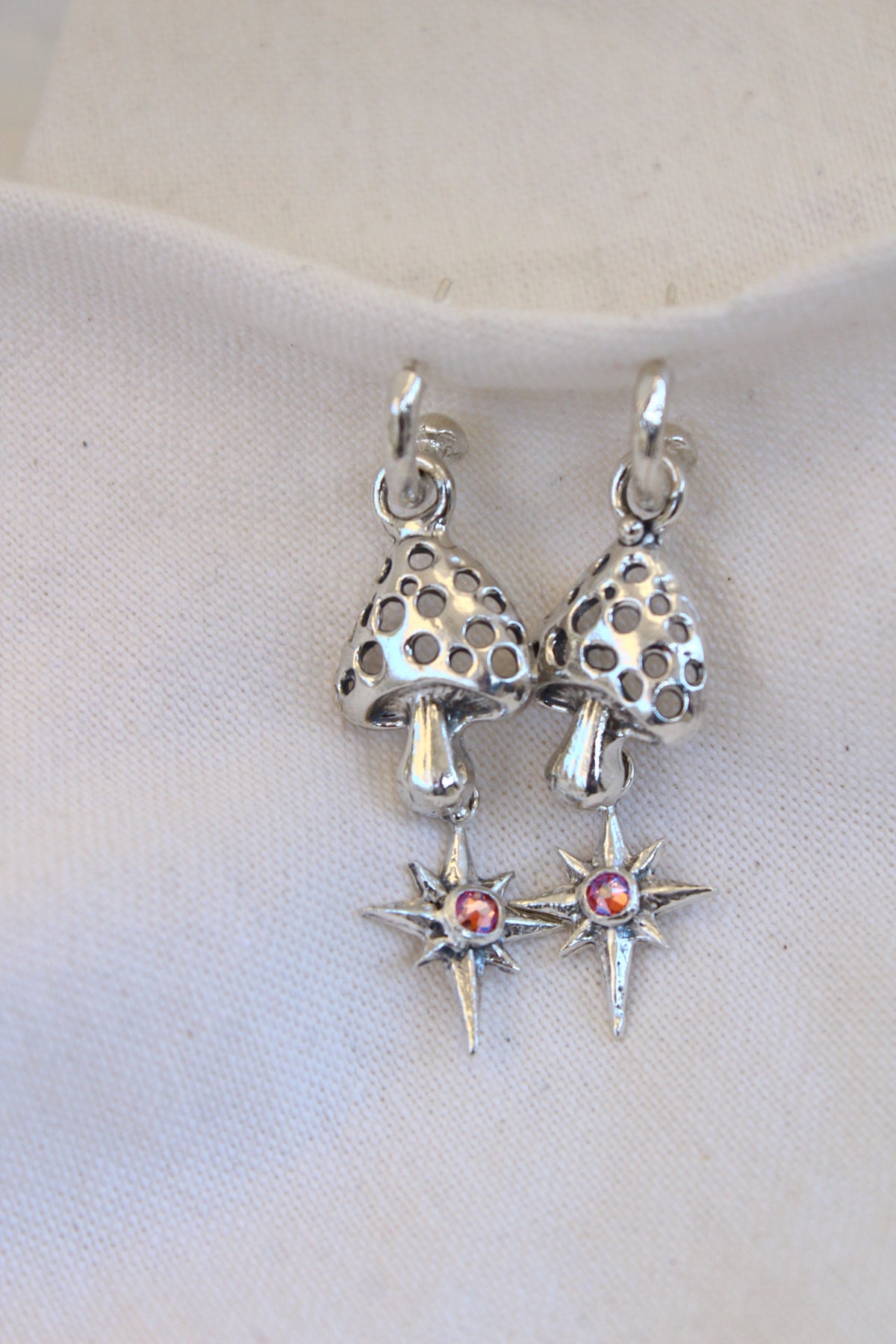 Aros hongo  mágico lucero cristal rose