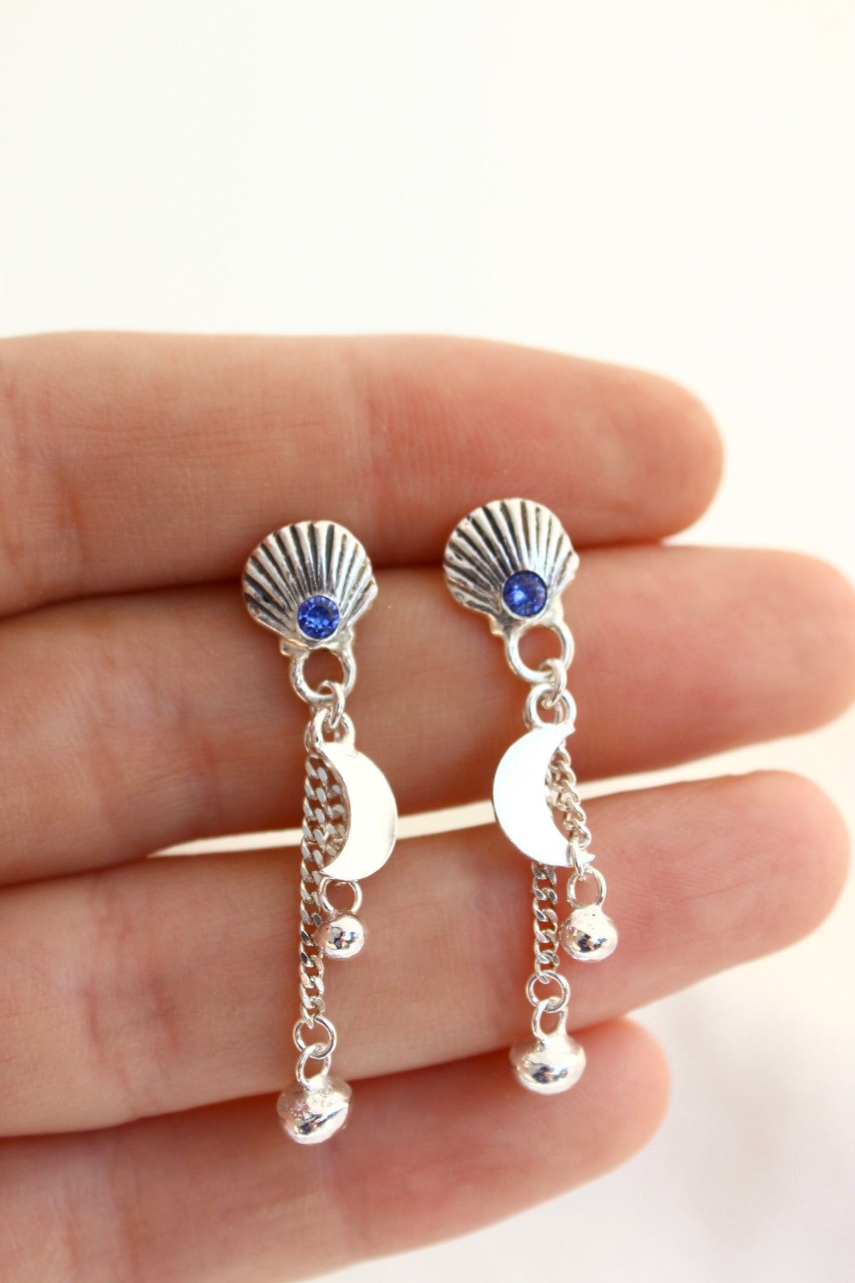 Aros cascada “M” azul (par)