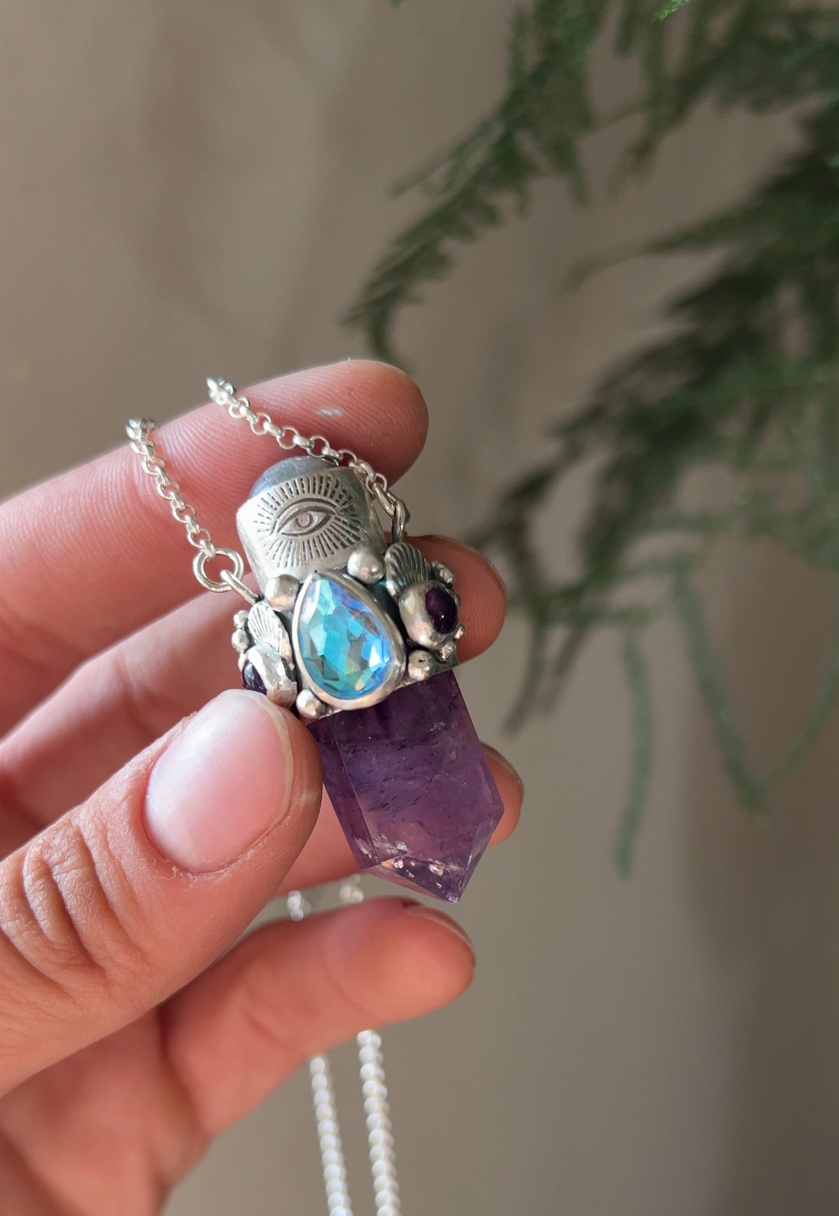Amuleto amatista protector