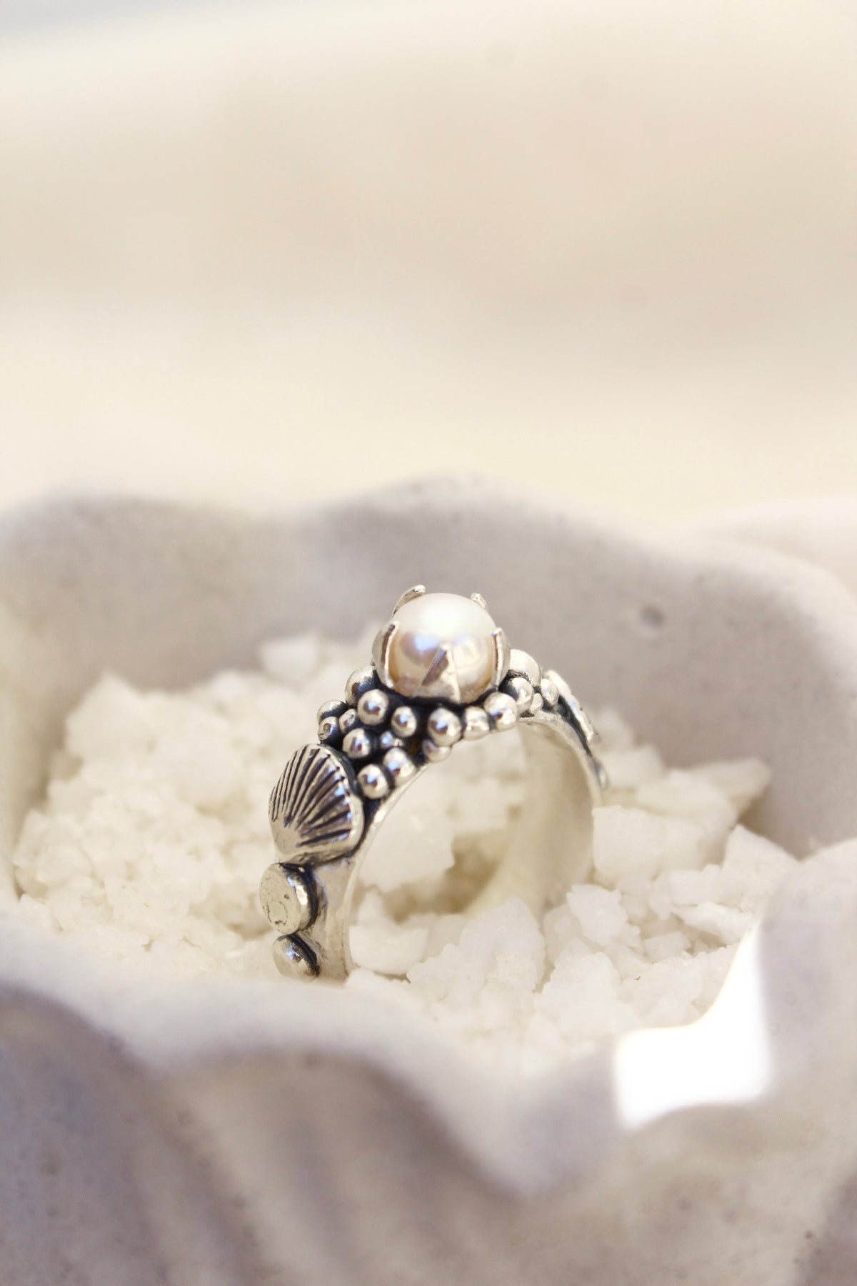 Anillo LA PERLA concha