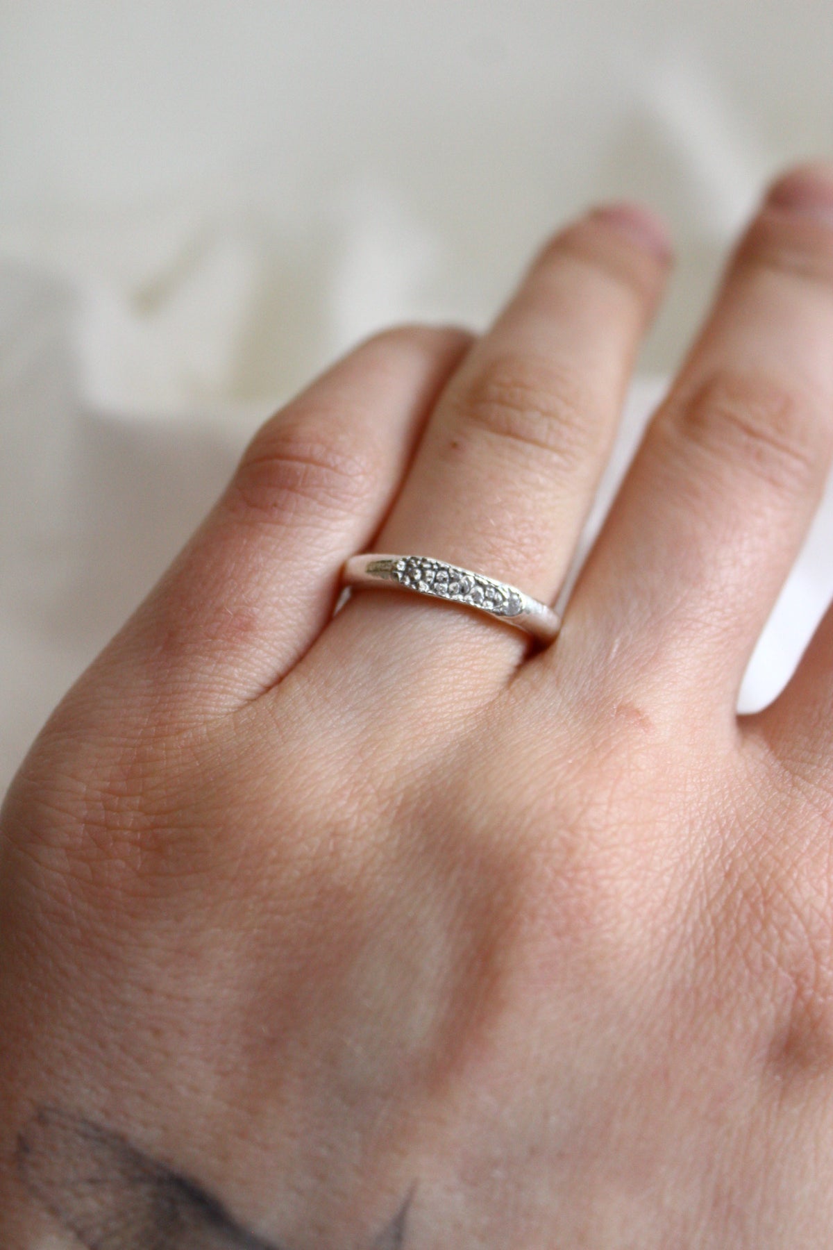 ANILLO HUELLA “CINTA” Delgado