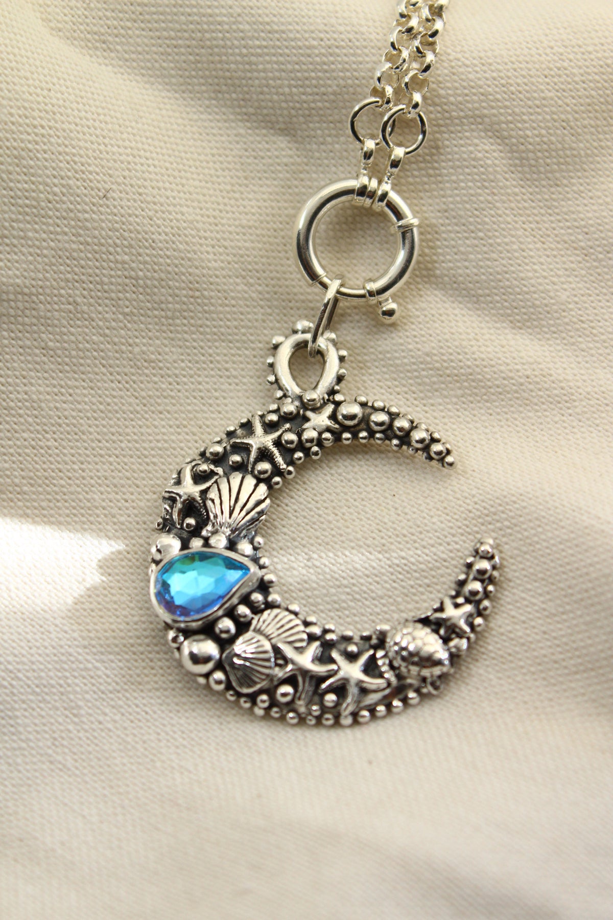 Luna Maxi mona pelotuda