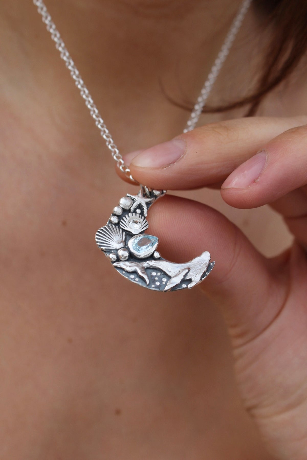Collar Luna di Atlantis “MAREA” Topacio sky blue