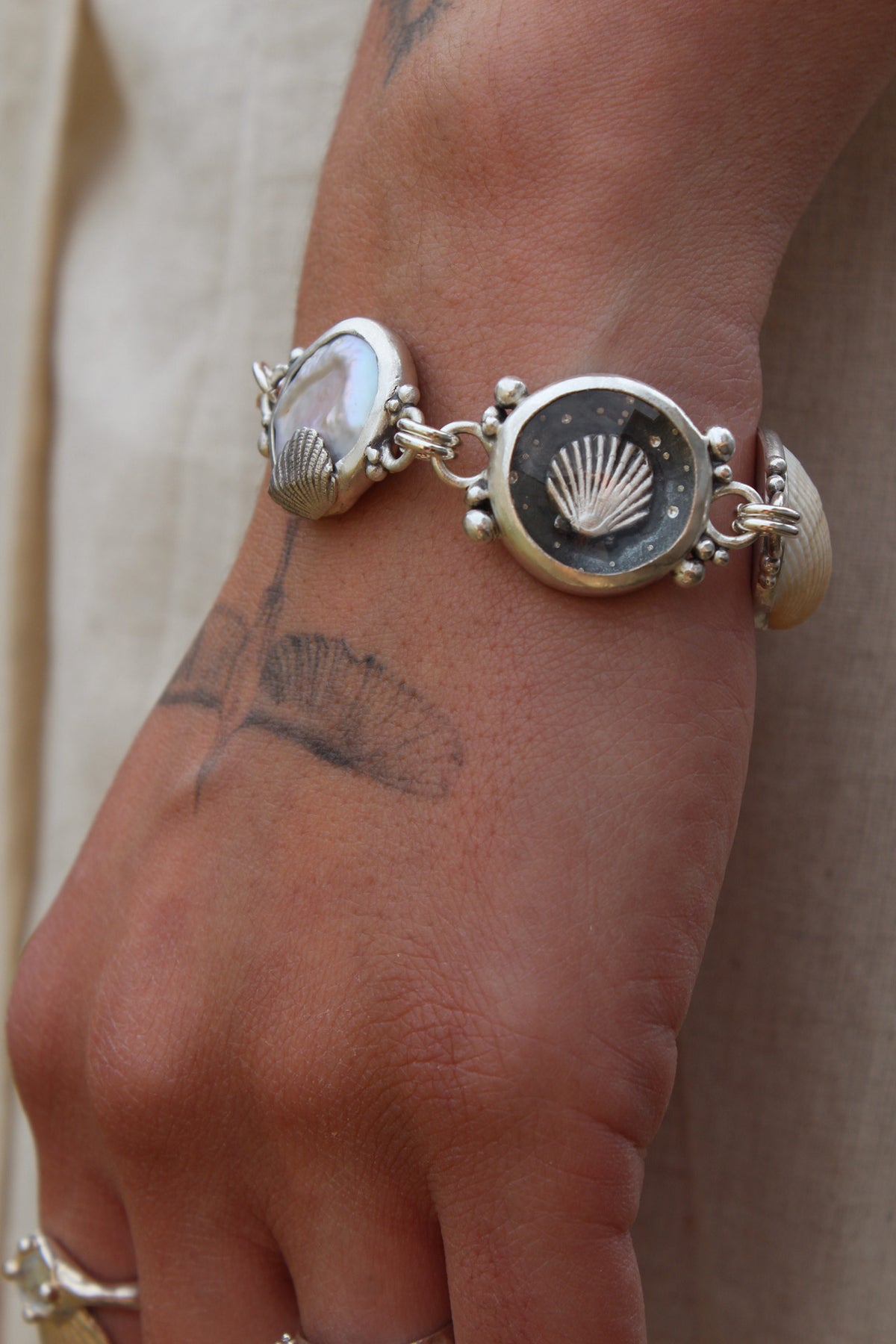 Pulsera “me amo, puedo, gracias”