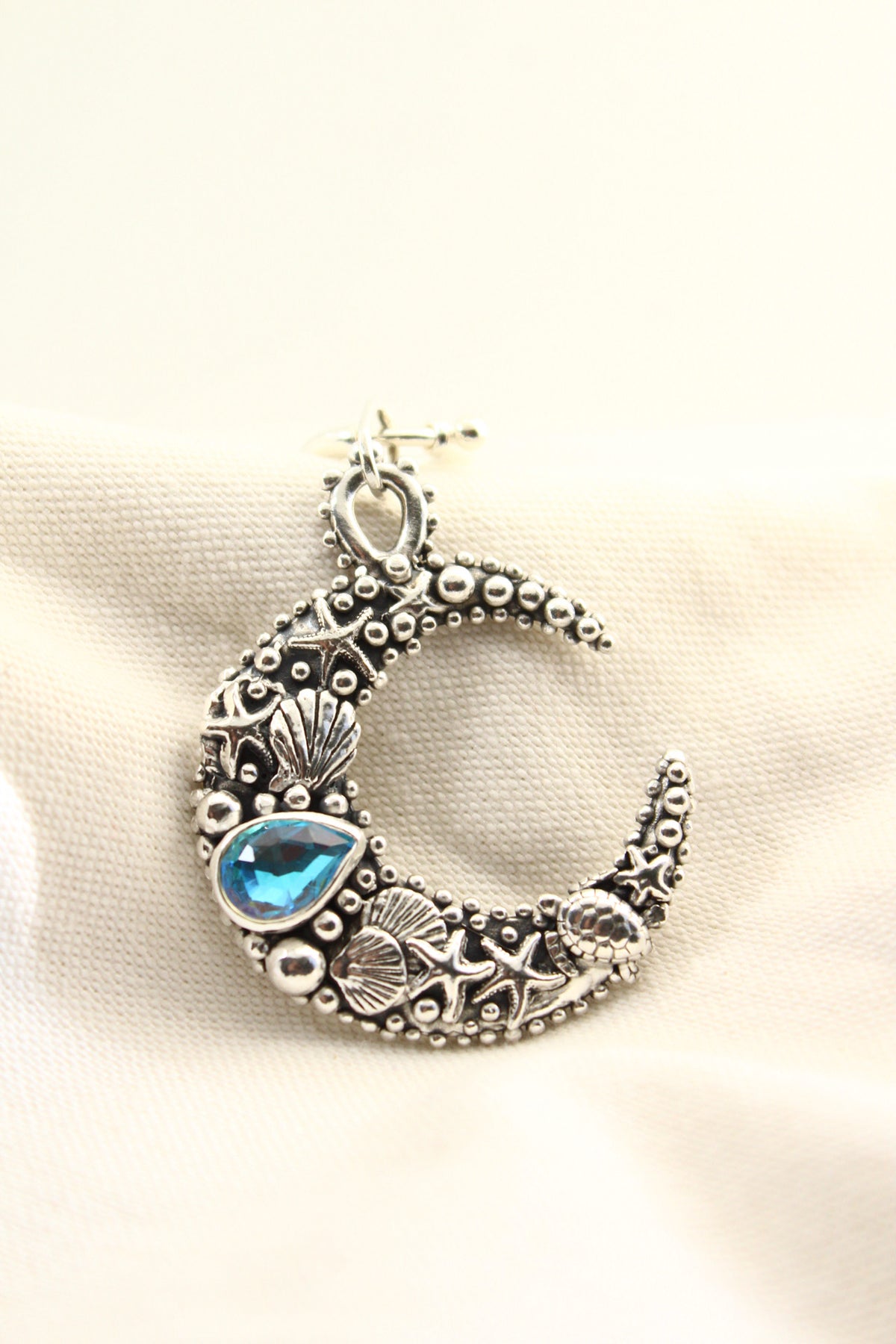 Luna Maxi mona pelotuda