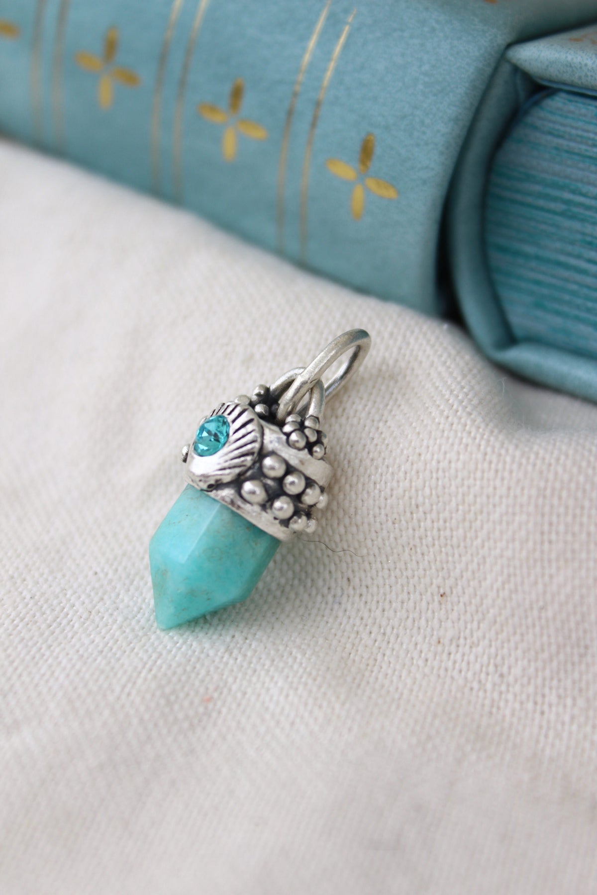 Amuleto petit Amazonita concha celeste