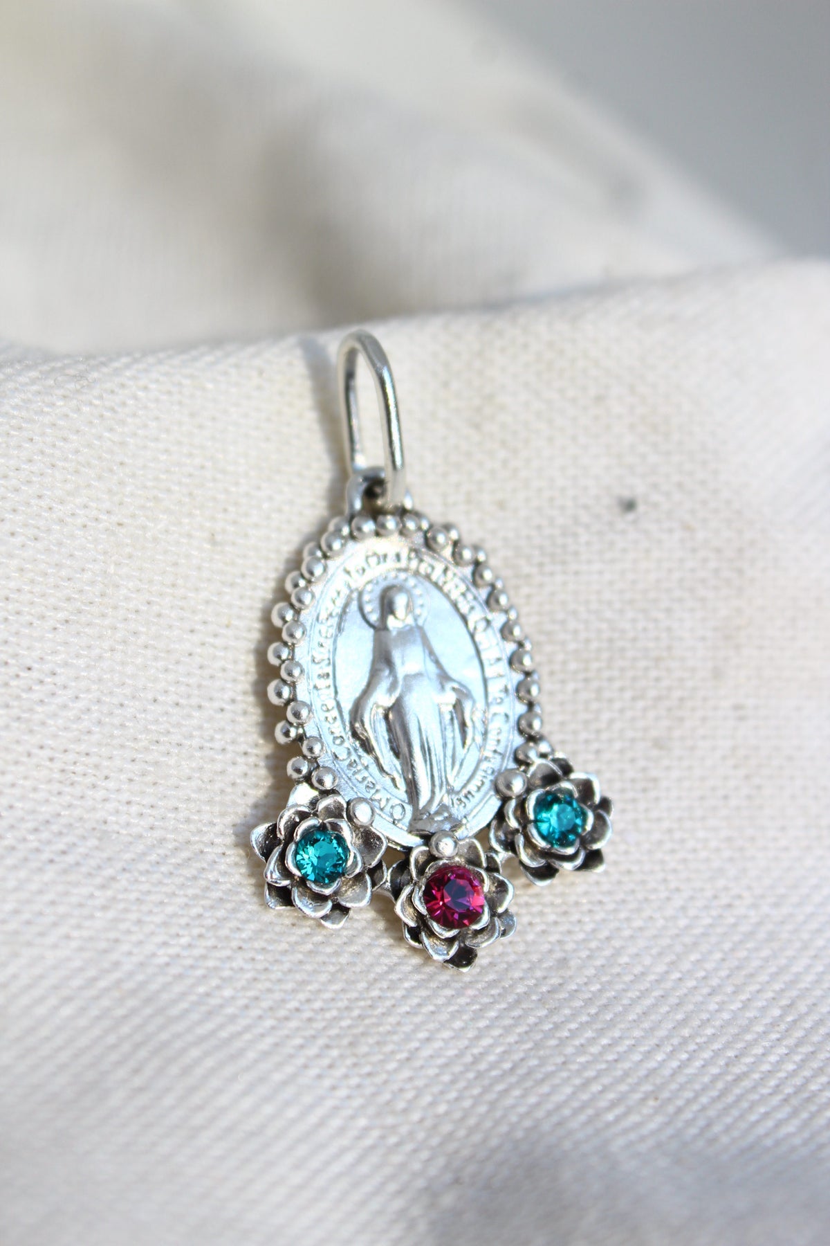 Collar Virgen de los milagros M #6