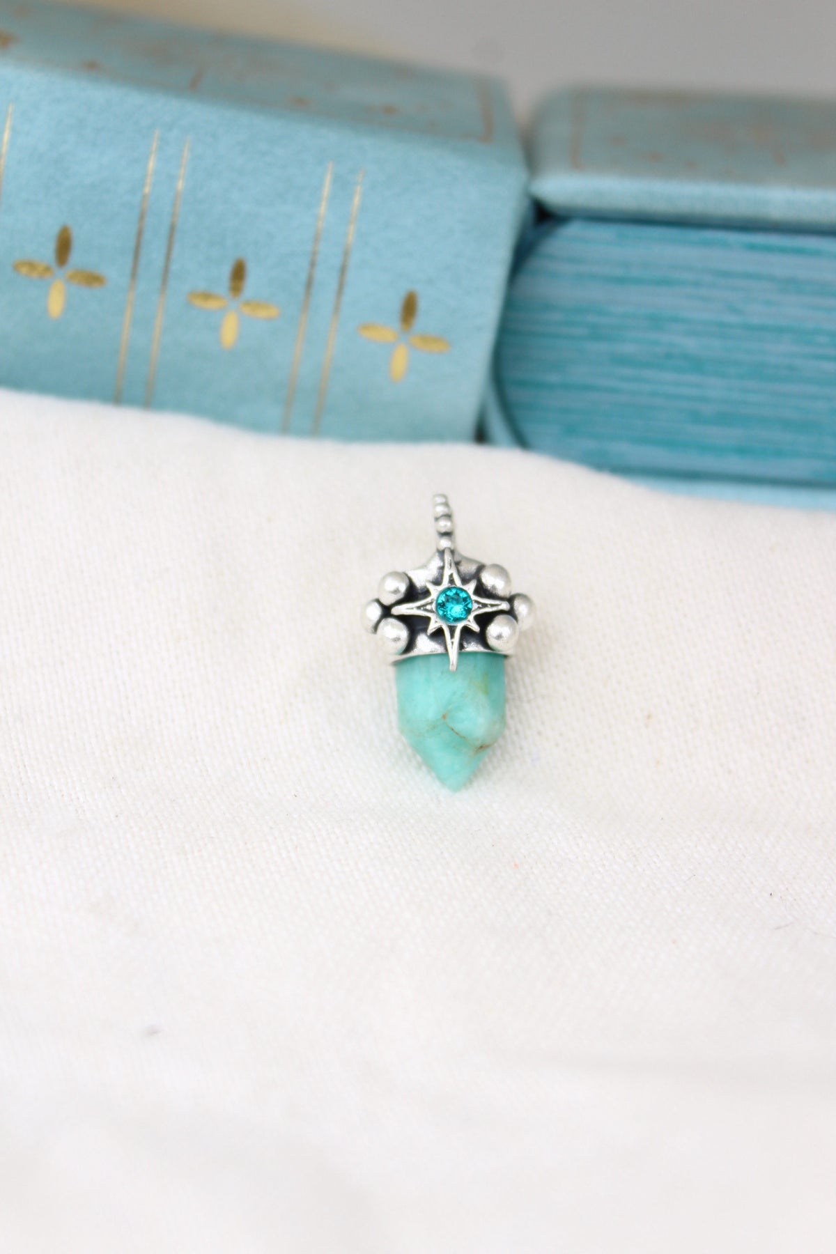 Amuleto petit Amazonita Lucero calipso