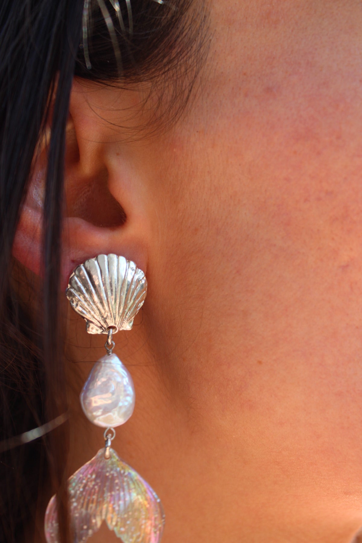 Aros sirena mística en perla