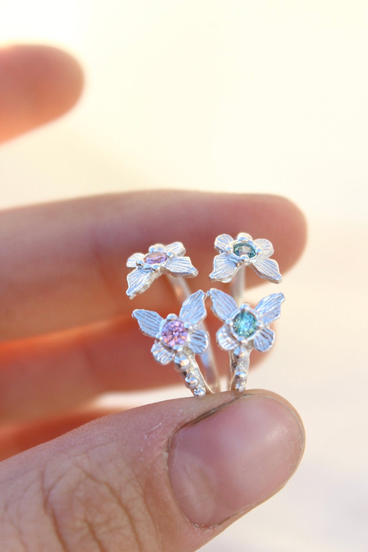 Anillo FILIPPA cristales rosa