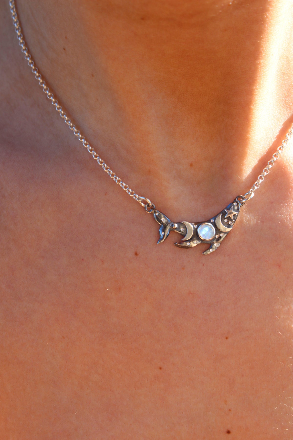 Collar Ballena petit noche estrellada piedra luna