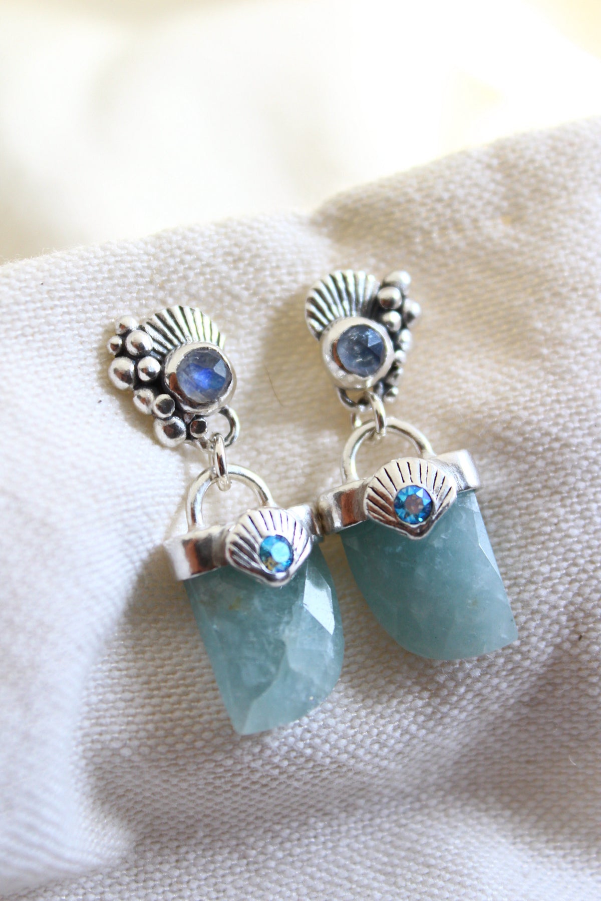 Aros colmillo del mar