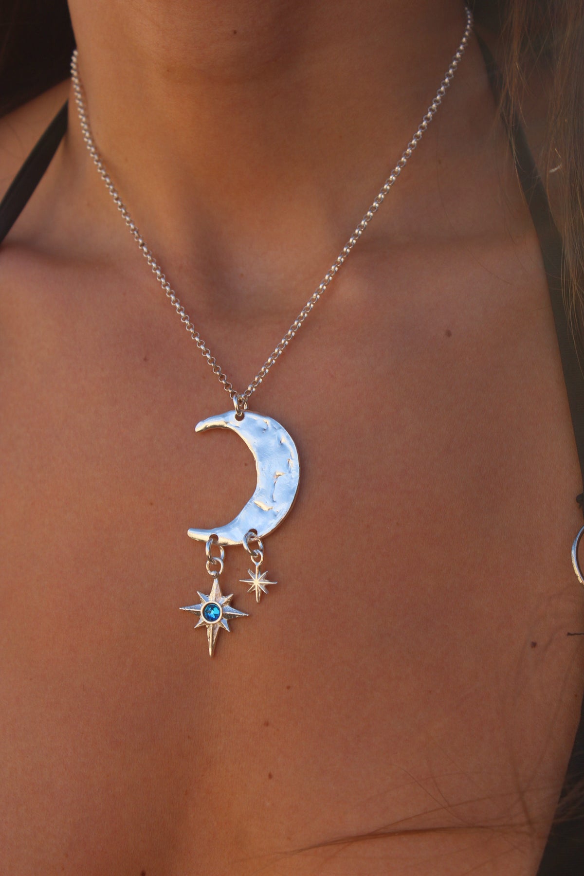 Collar amuleto lunar (incluye cadena 45cm)