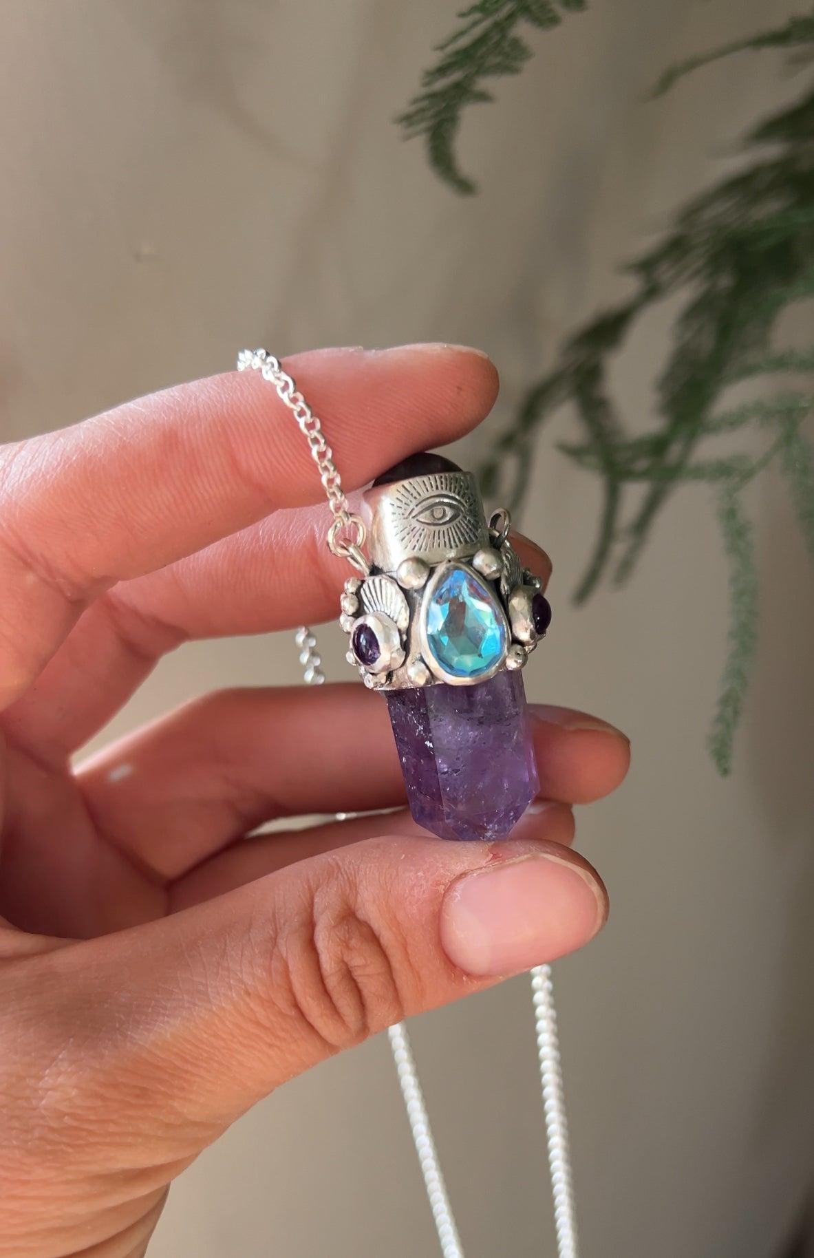 Amuleto amatista protector