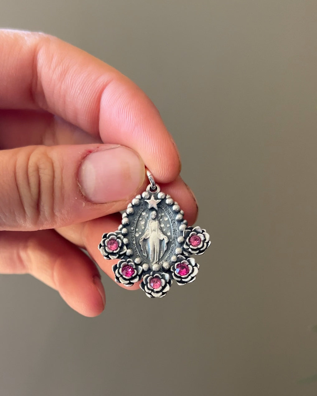 Medalla virgen de los milagros #1
