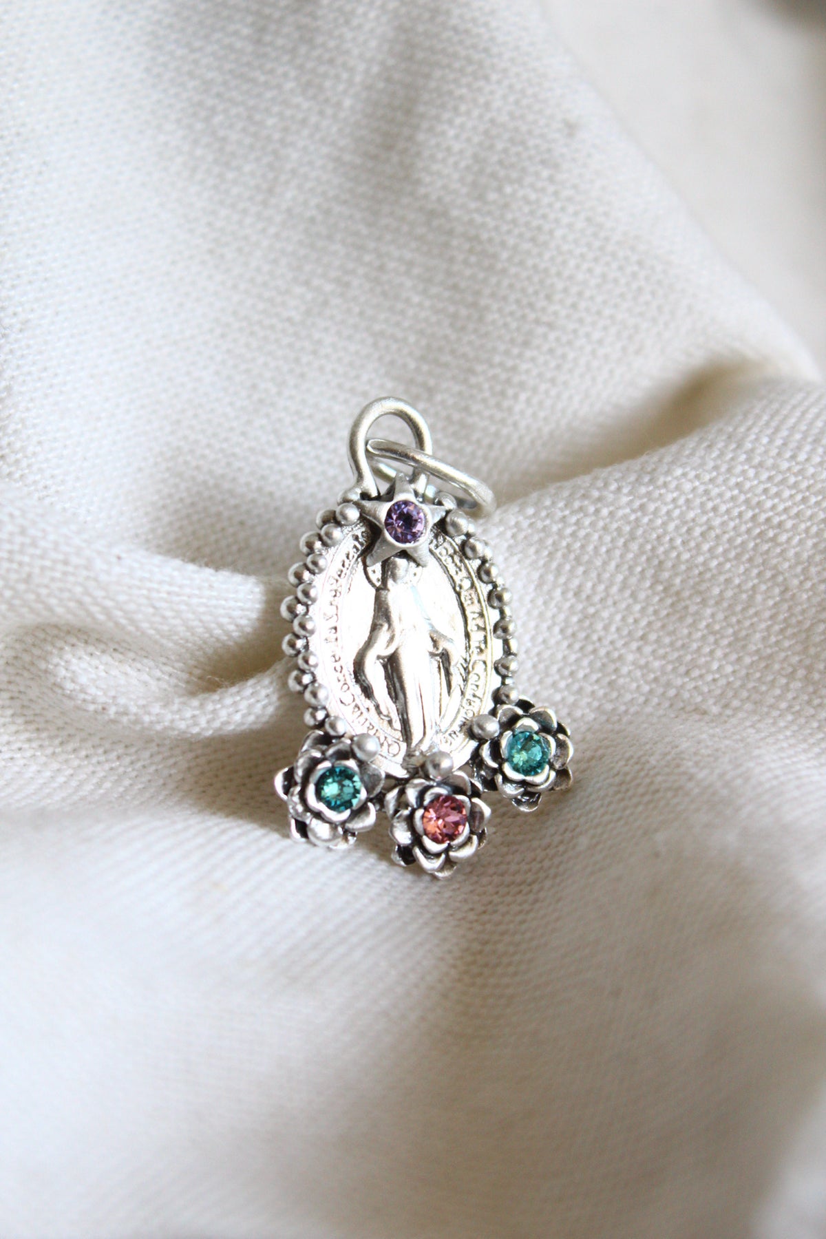 Collar Virgen de los milagros M #10