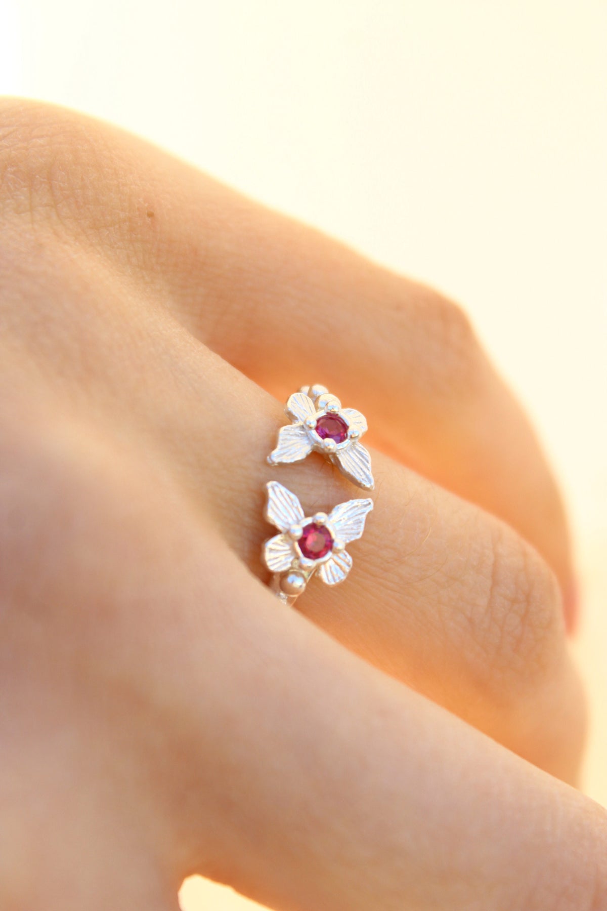 Anillo FILIPPA fucsia