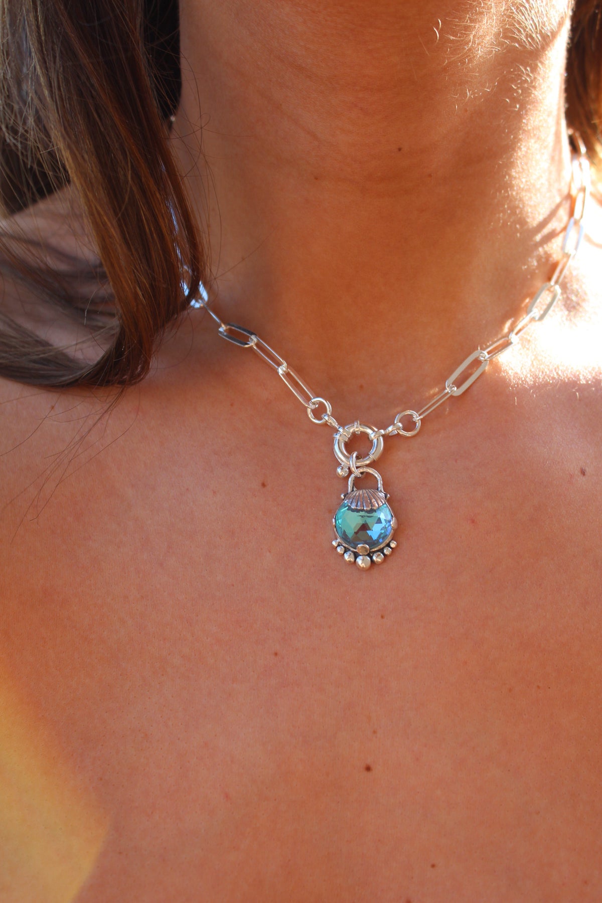 Collar piedra conchuda cuarzo místico