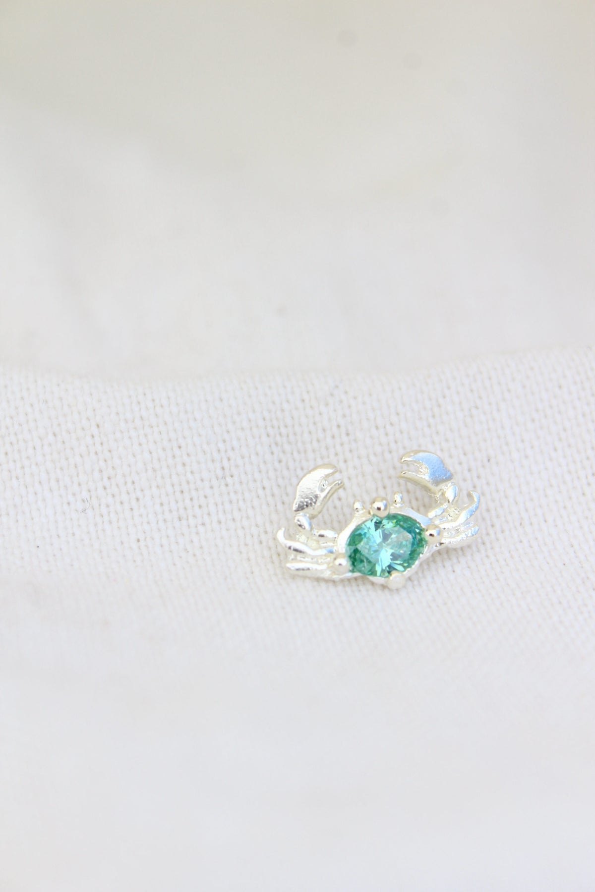 Collar crab oval mint