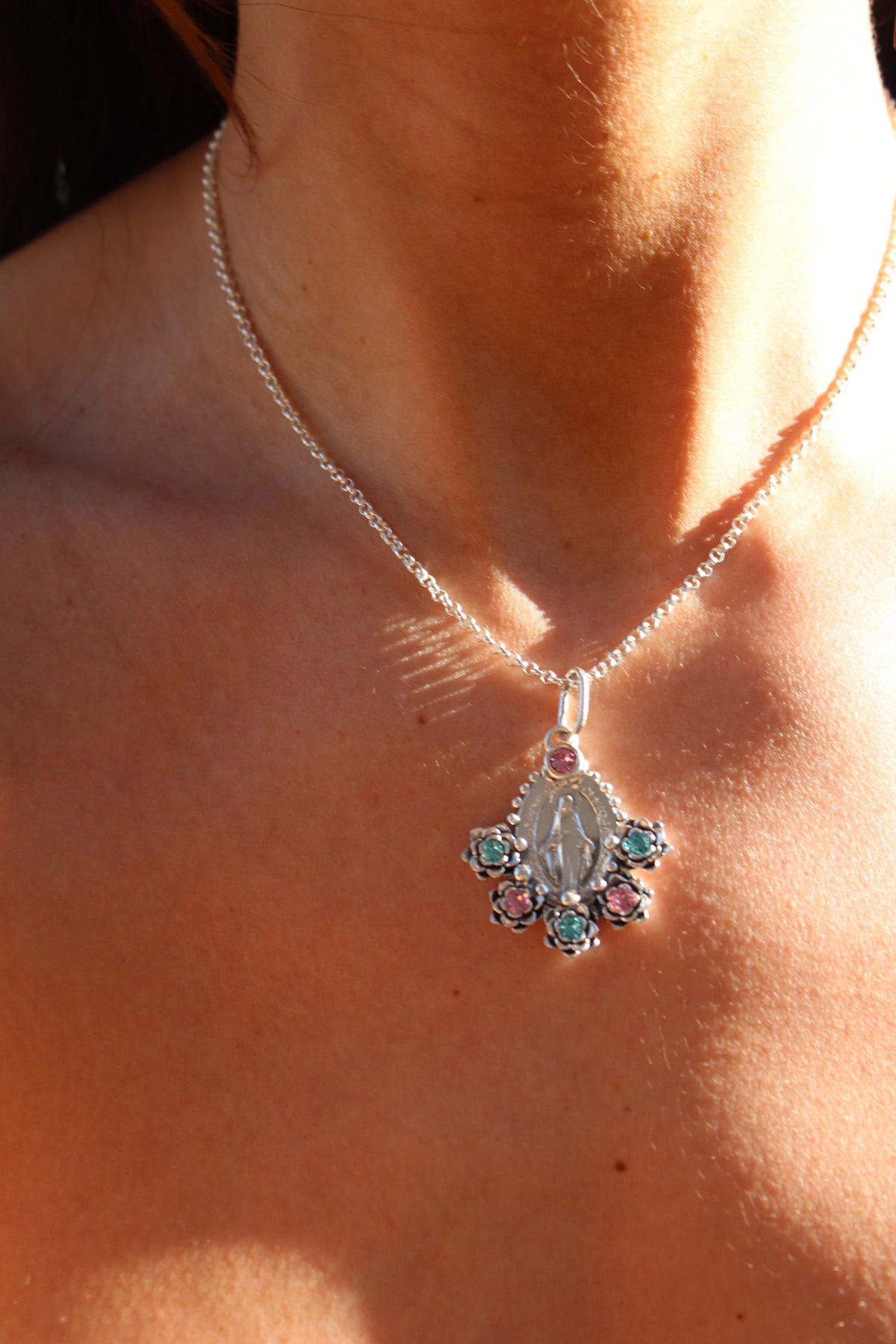 Collar virgen de los milagros #14