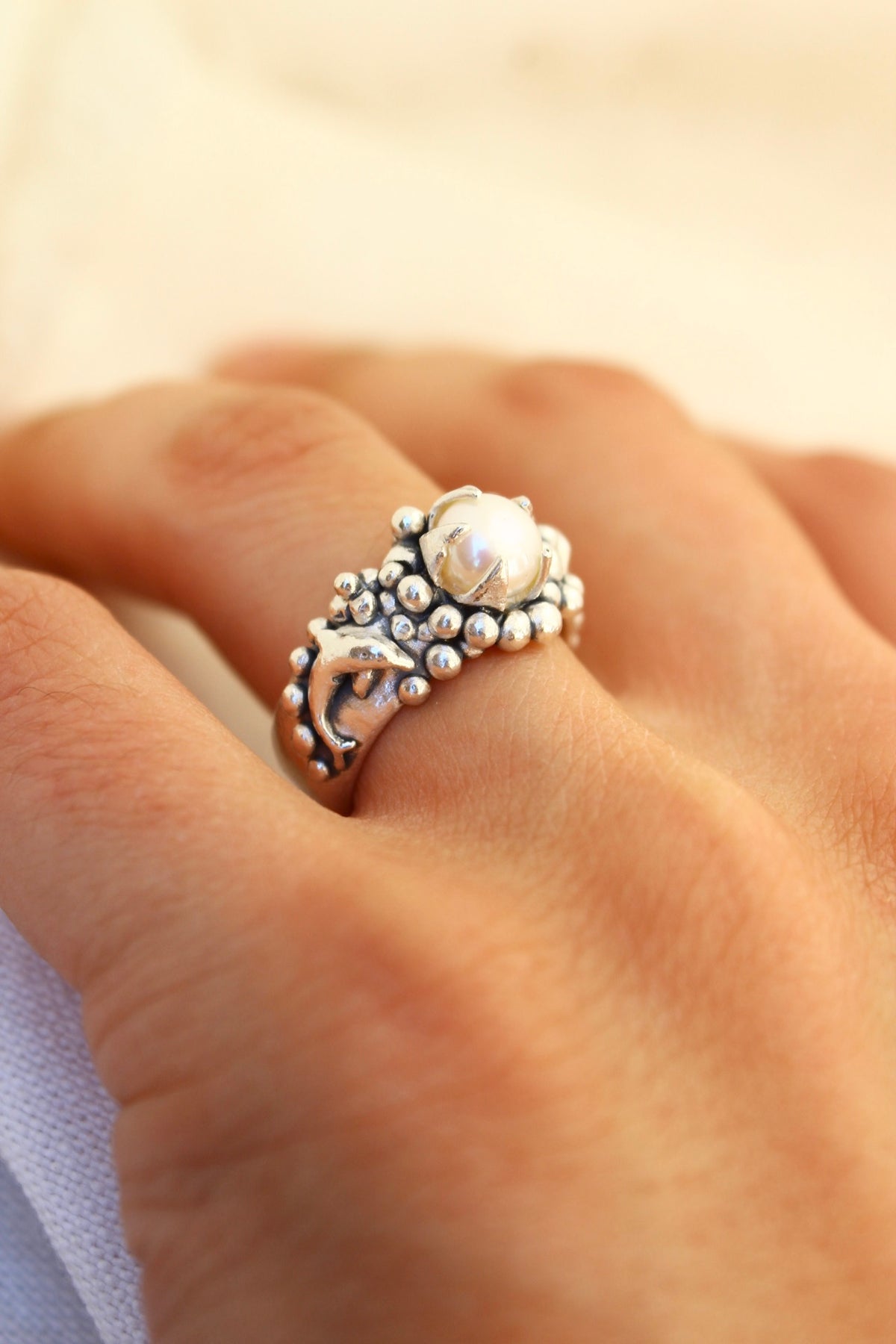 Anillo LA PERLA  delfín
