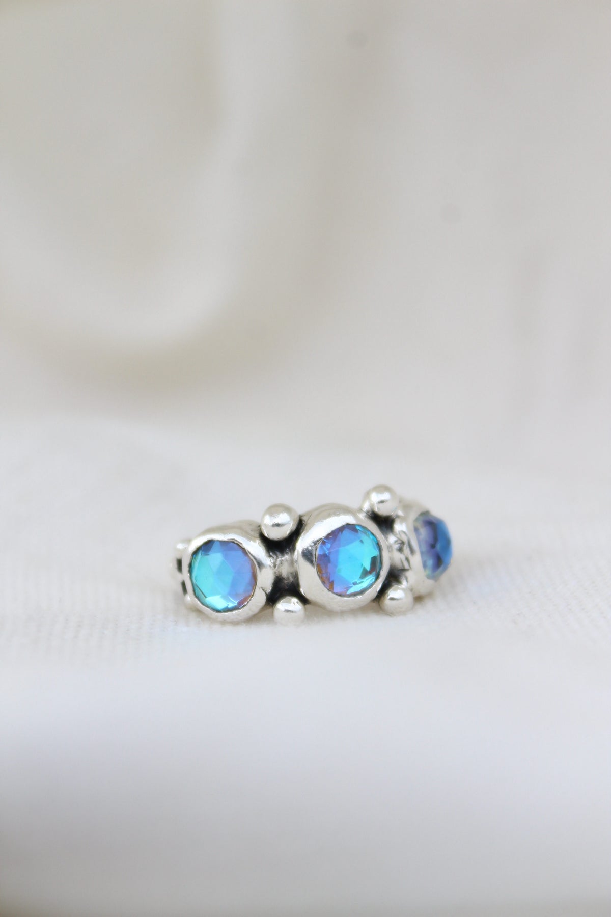 Anillo LAS TRES MARÍAS  cuarzo místico