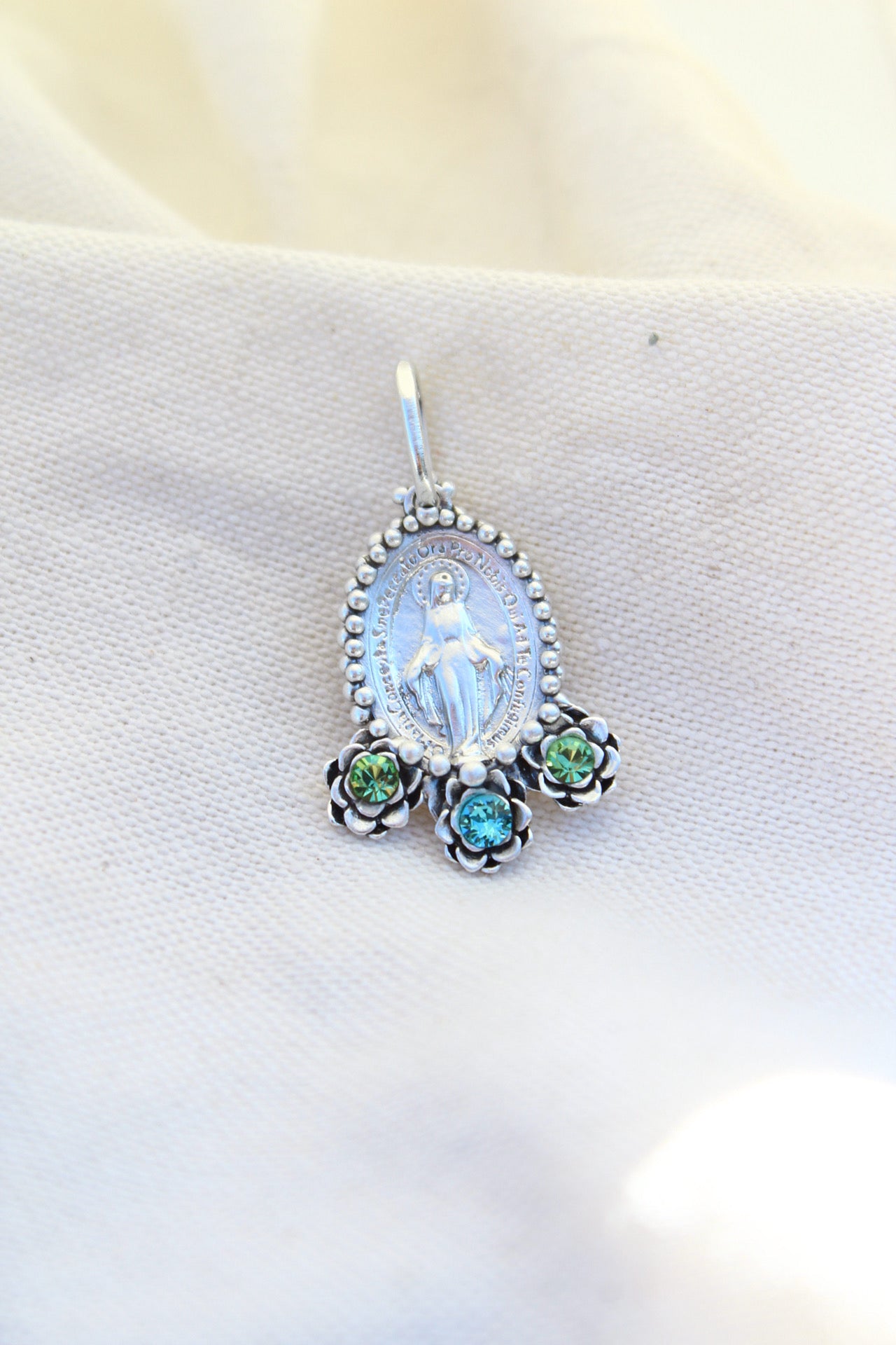 Collar Virgen de los milagros M #7